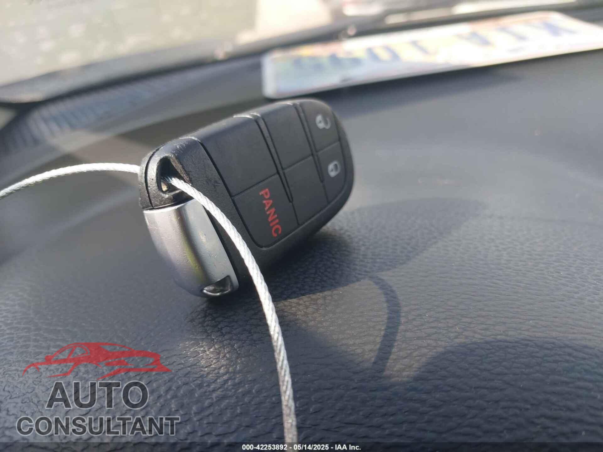 DODGE JOURNEY 2015 - 3C4PDCBG9FT726921