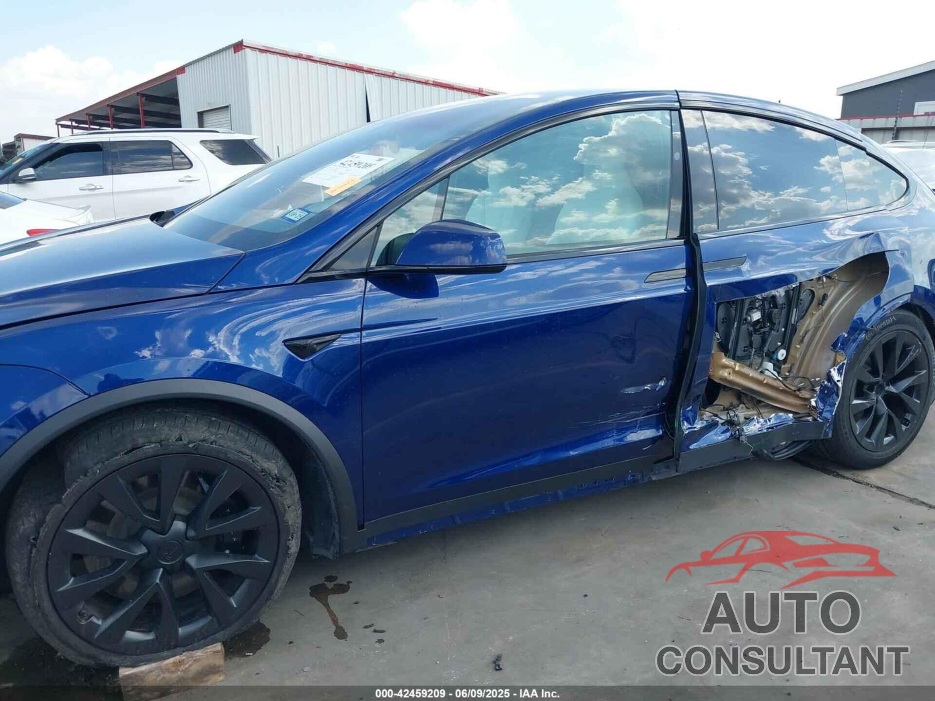 TESLA MODEL X 2022 - 7SAXCAE54NF359105