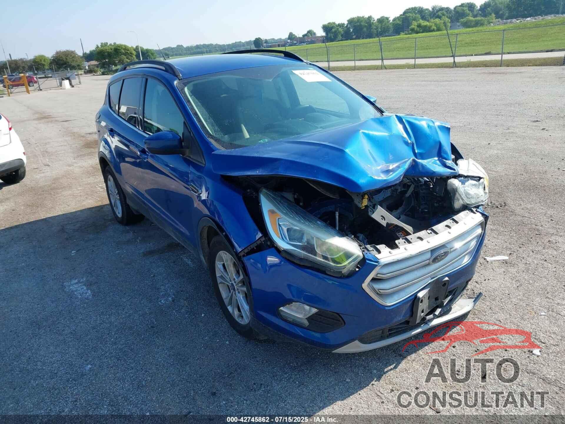 FORD ESCAPE 2017 - 1FMCU0GD1HUA21708