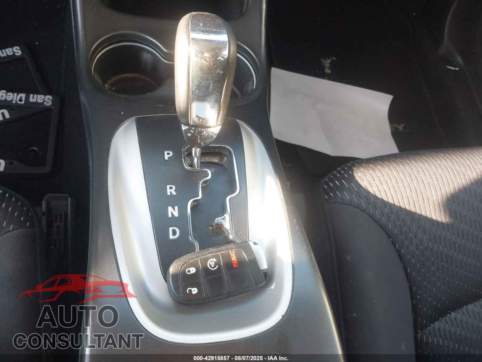 DODGE JOURNEY 2017 - 3C4PDCAB8HT638368