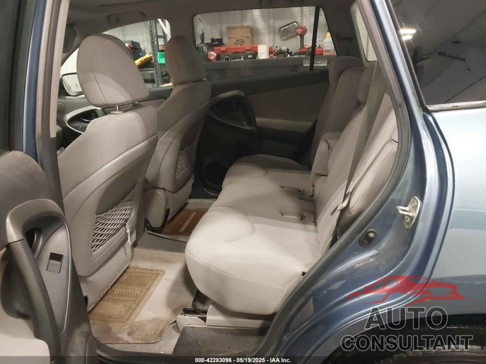 TOYOTA RAV4 2011 - 2T3ZF4DV1BW078644