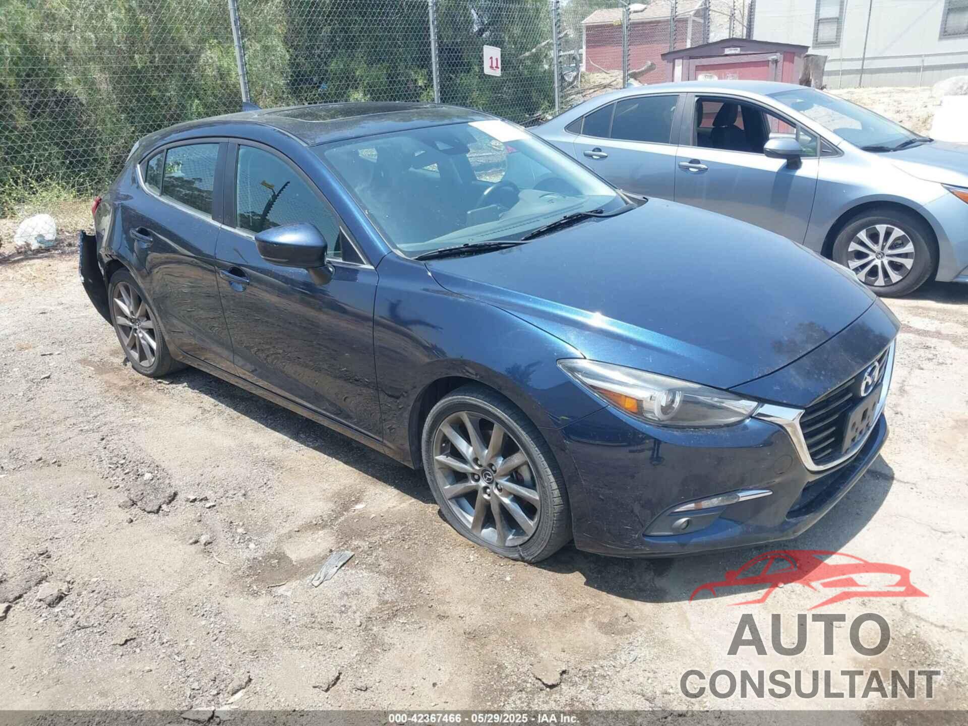 MAZDA MAZDA3 2018 - 3MZBN1M34JM265813