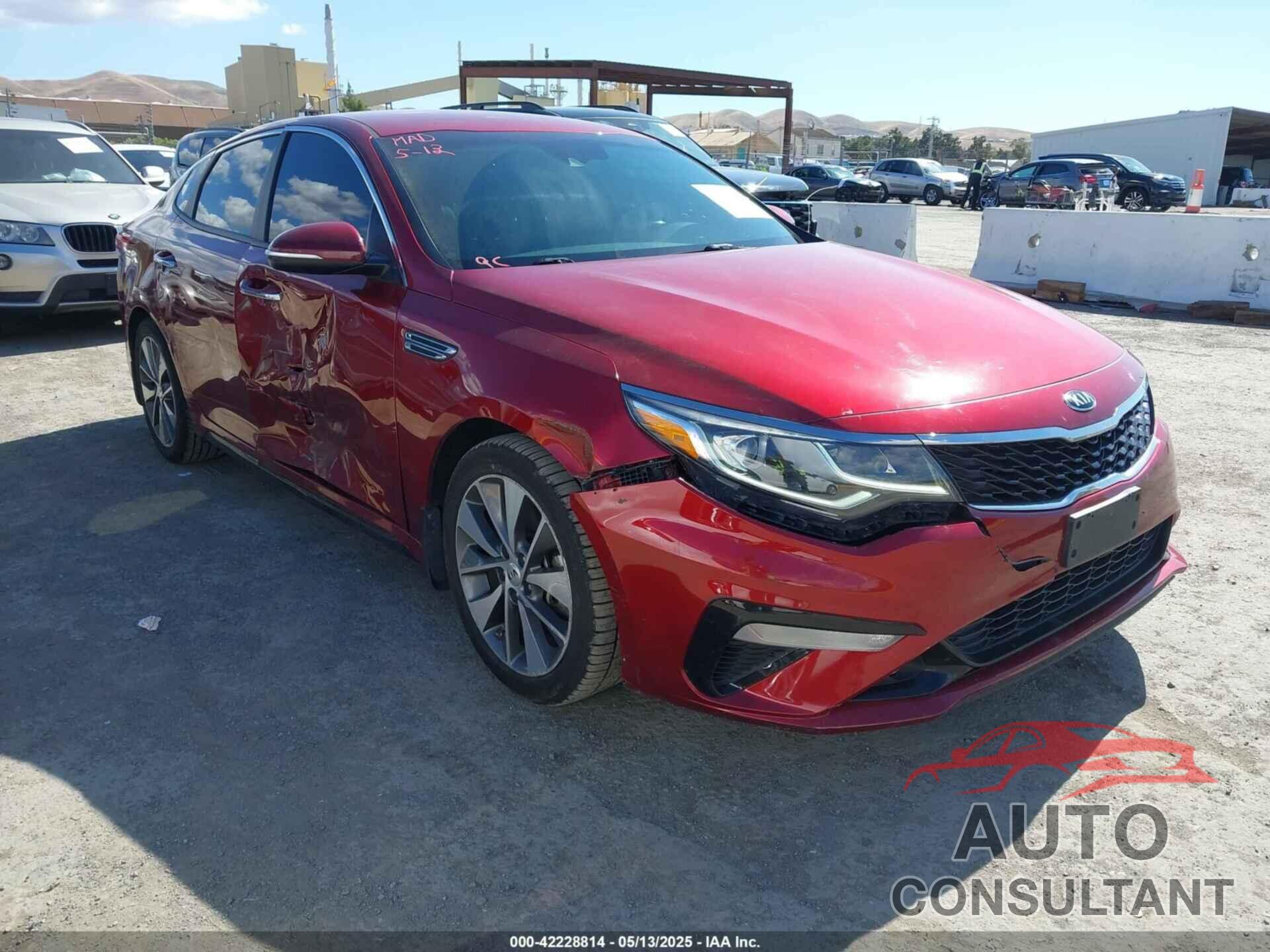 KIA OPTIMA 2019 - 5XXGT4L37KG279788