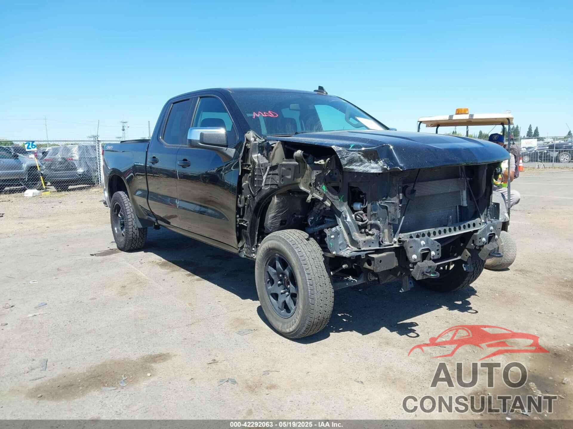 CHEVROLET SILVERADO 1500 2020 - 1GCRYDED6LZ273320