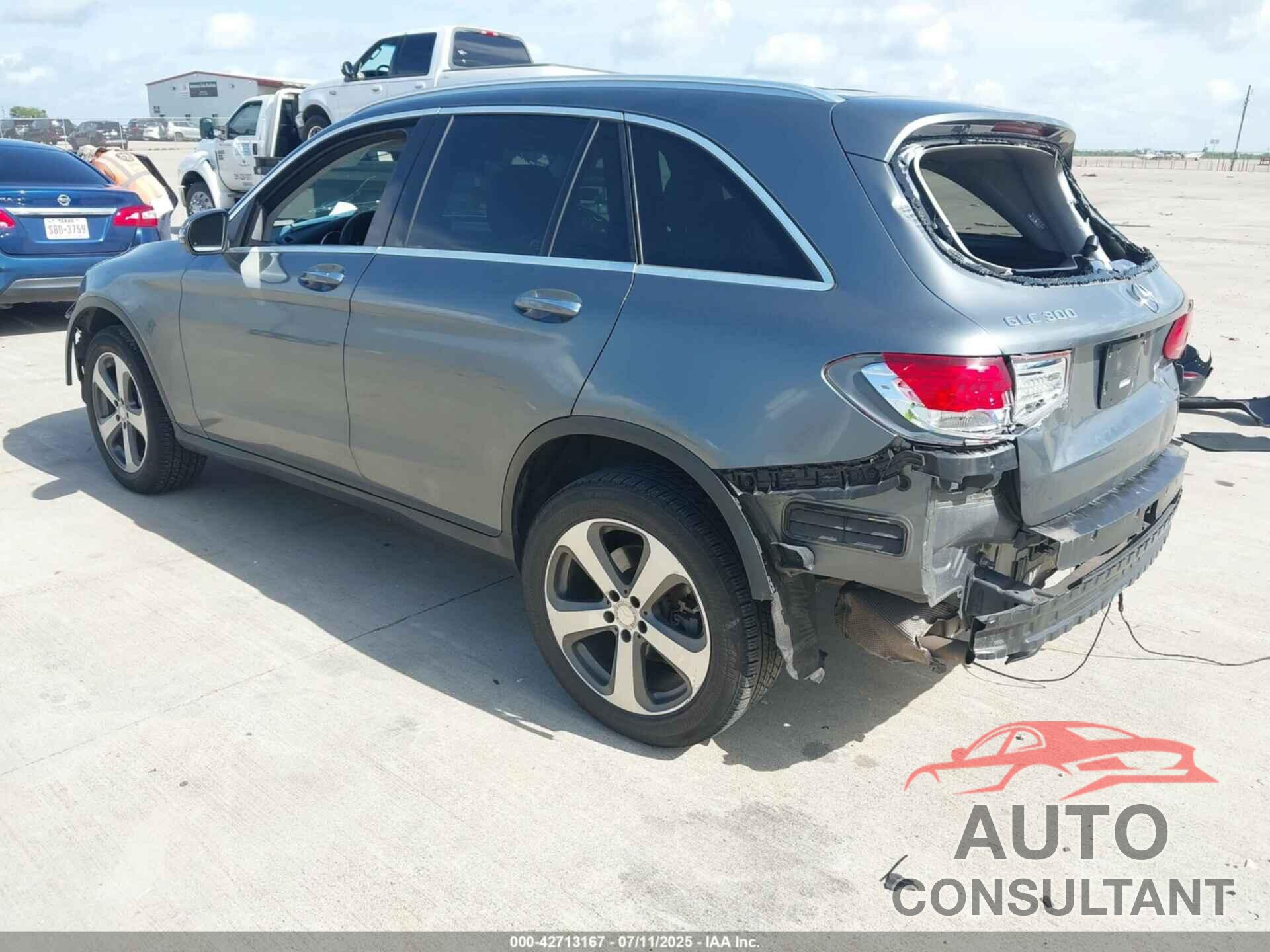 MERCEDES-BENZ GLC 300 2016 - WDC0G4JB7GF088548