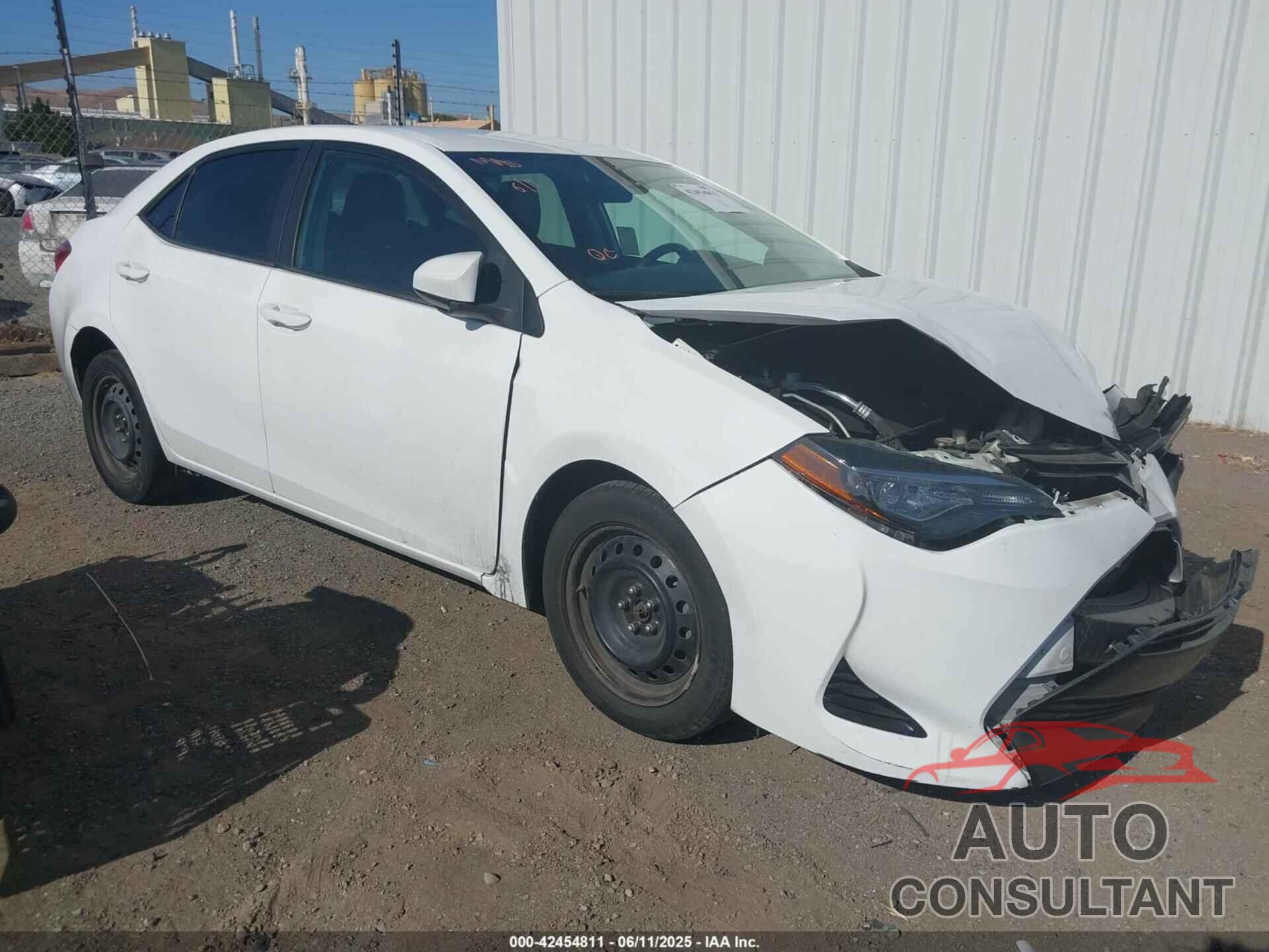 TOYOTA COROLLA 2018 - 2T1BURHE4JC035505