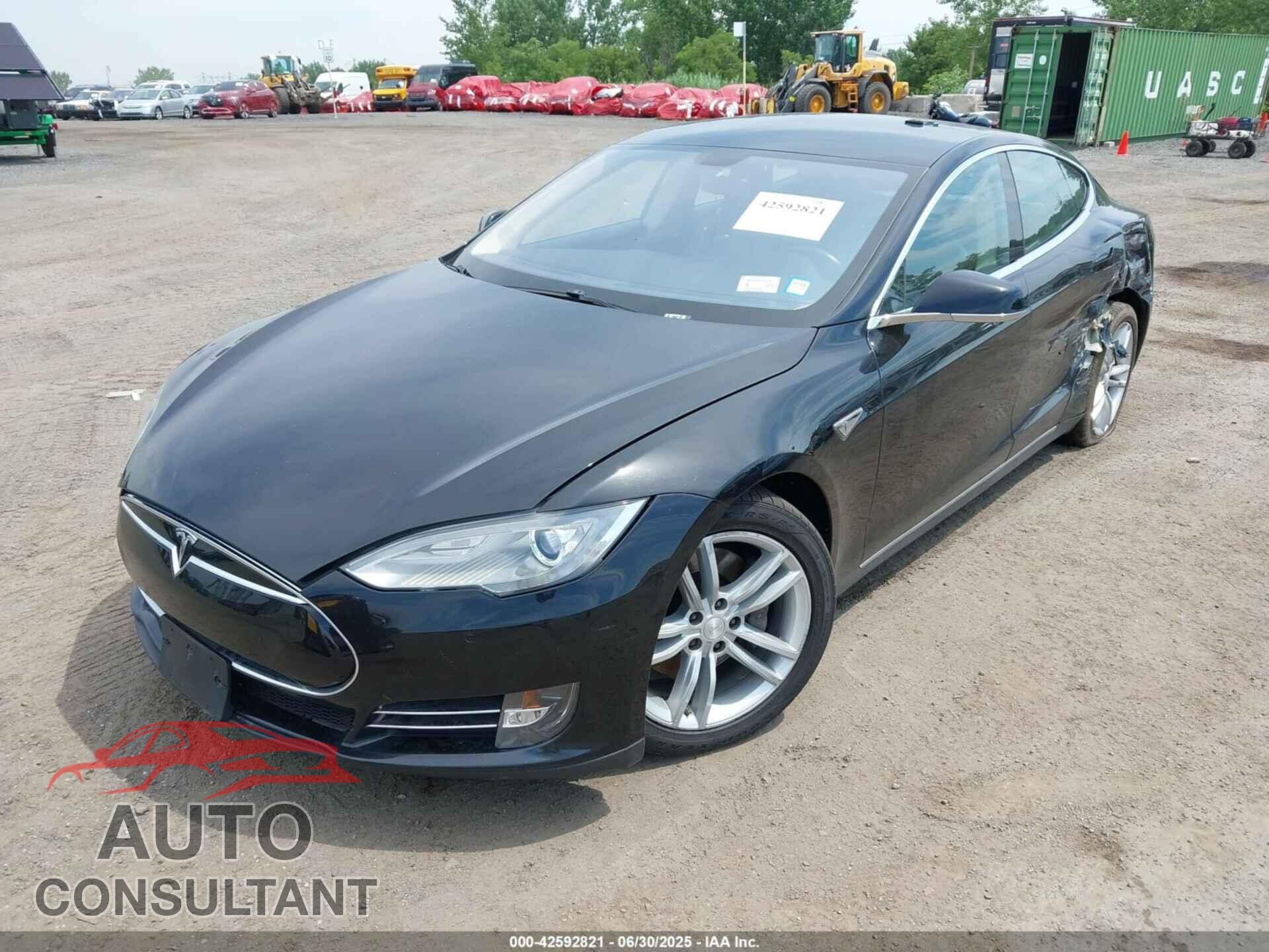 TESLA MODEL S 2014 - 5YJSA1H13EFP36111
