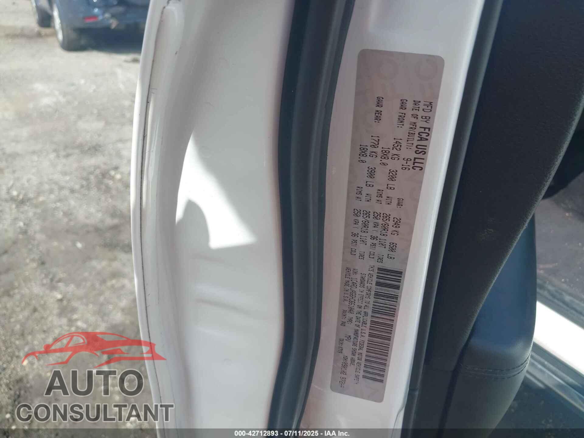 DODGE DURANGO 2017 - 1C4RDJAG6HC661040
