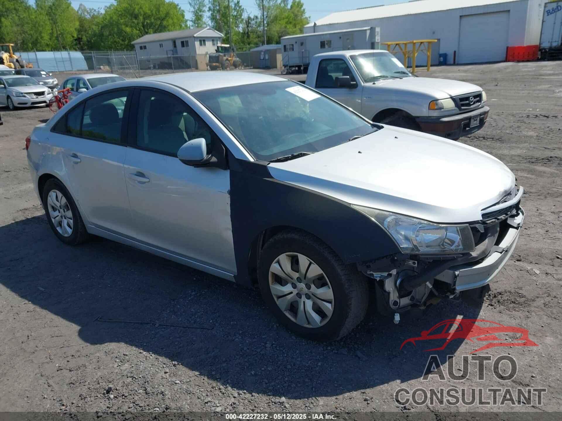 CHEVROLET CRUZE 2015 - 1G1PA5SG3F7300921
