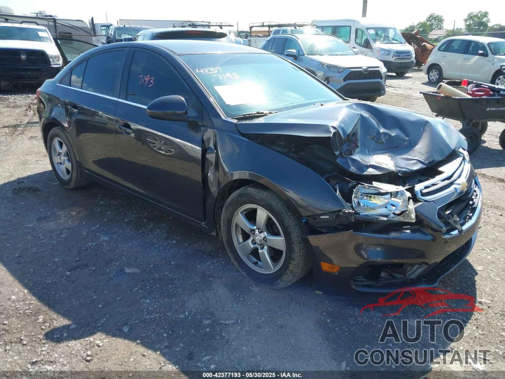 CHEVROLET CRUZE 2015 - 1G1PC5SB3F7275789