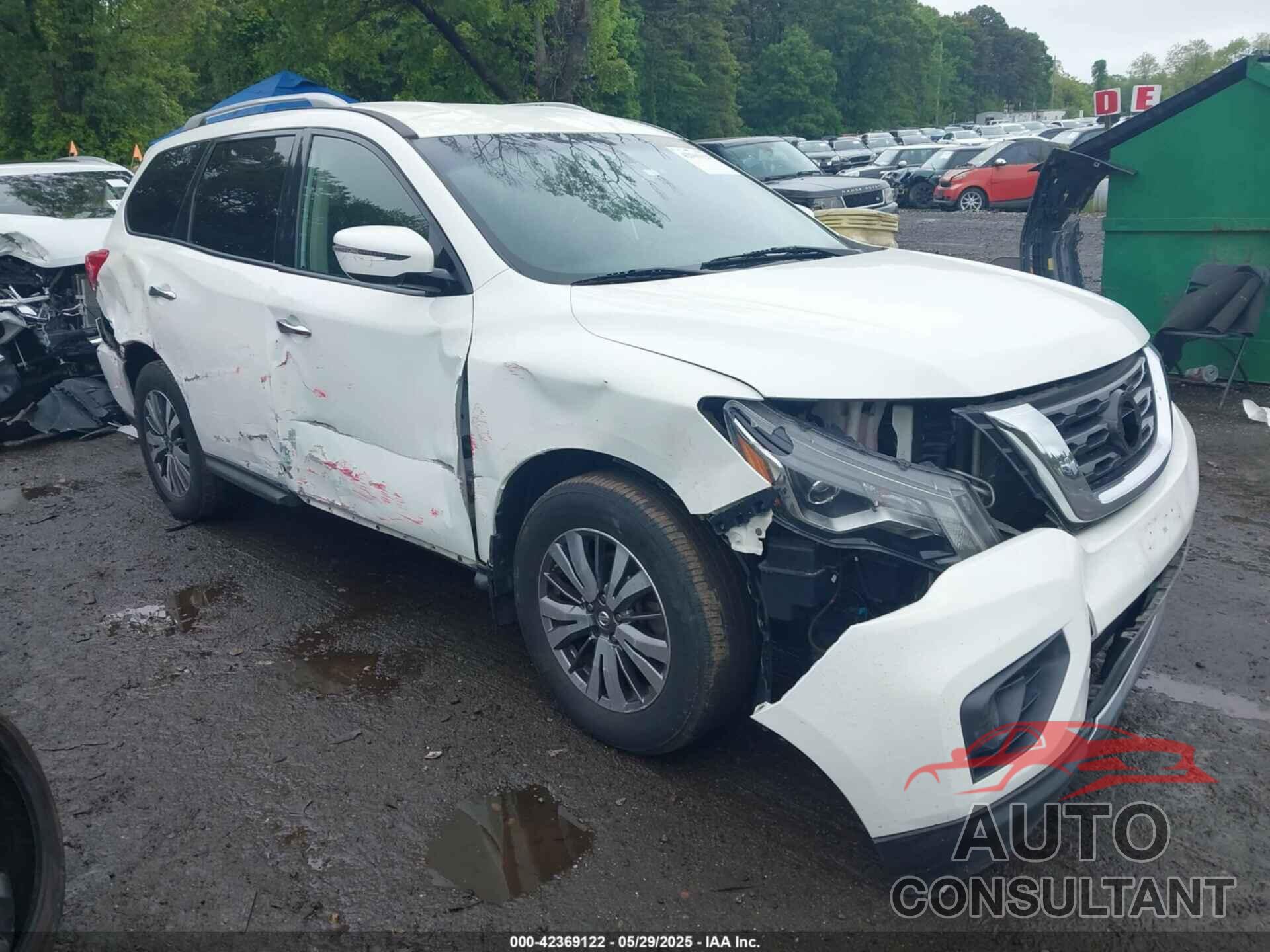 NISSAN PATHFINDER 2018 - 5N1DR2MM3JC609272