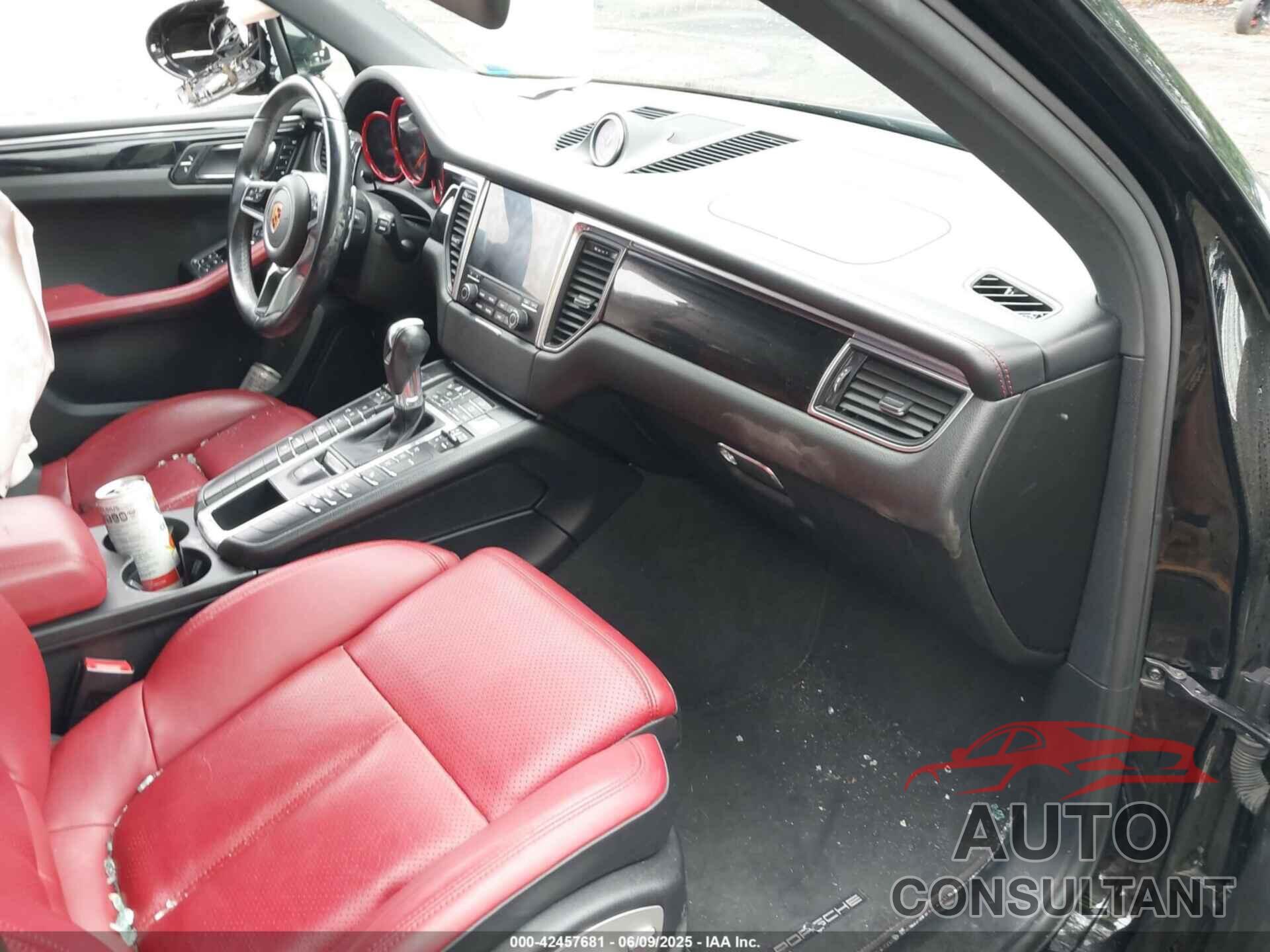 PORSCHE MACAN 2018 - WP1AA2A50JLB07619