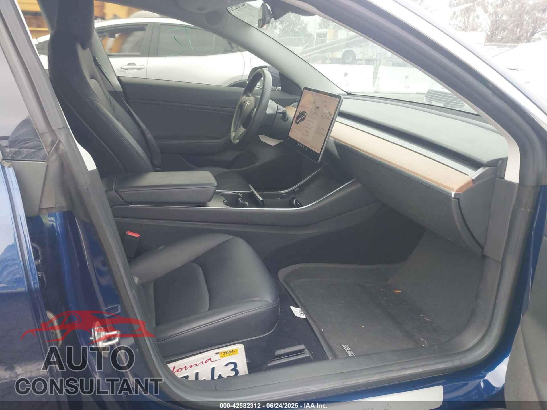 TESLA MODEL 3 2018 - 5YJ3E1EA4JF044608