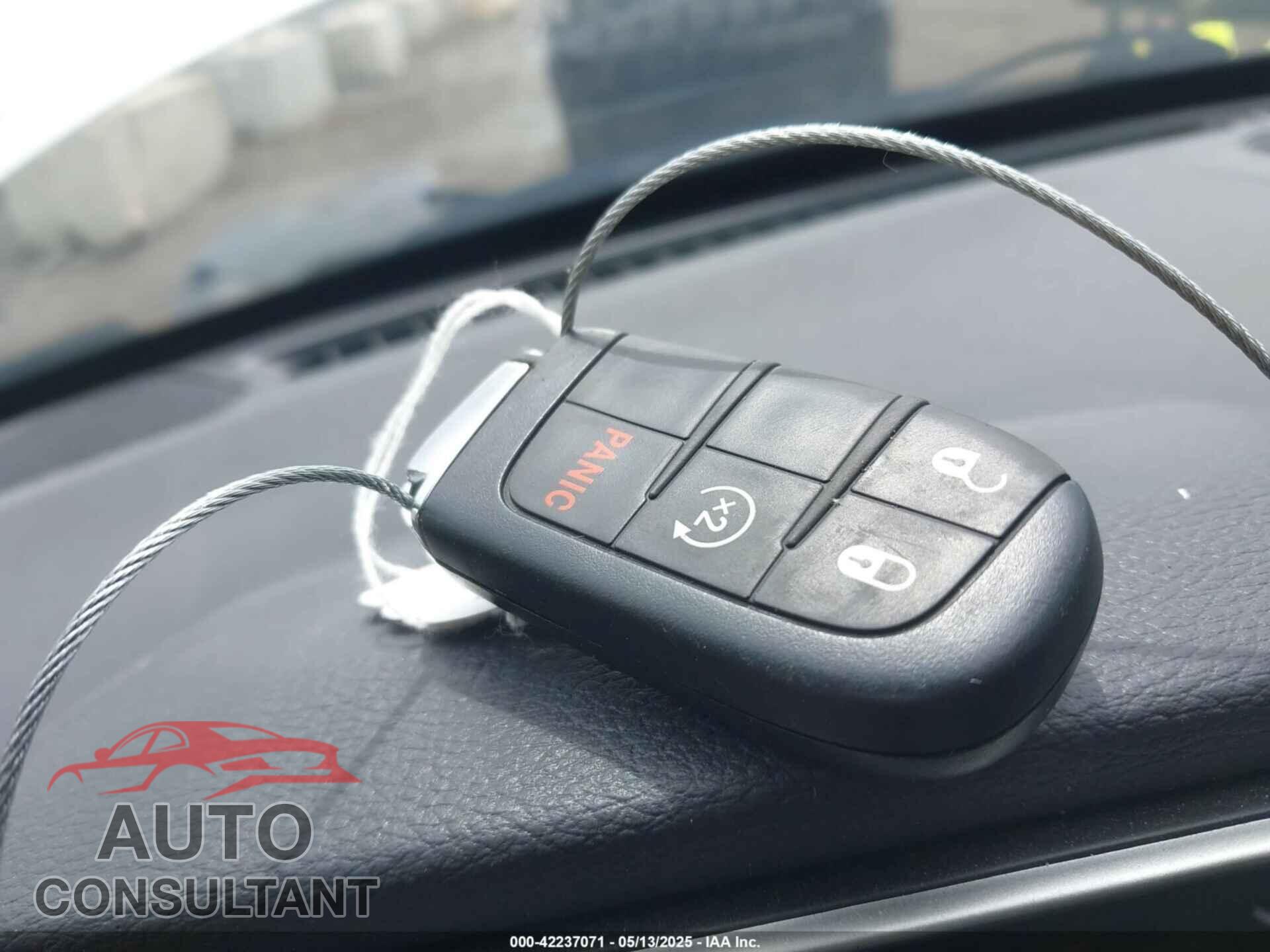 JEEP COMPASS 2021 - 3C4NJDCB6MT503676