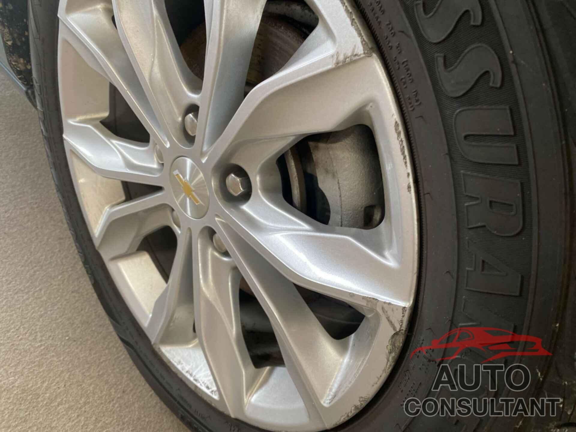 CHEVROLET MALIBU 2020 - 1G1ZD5ST1LF068396