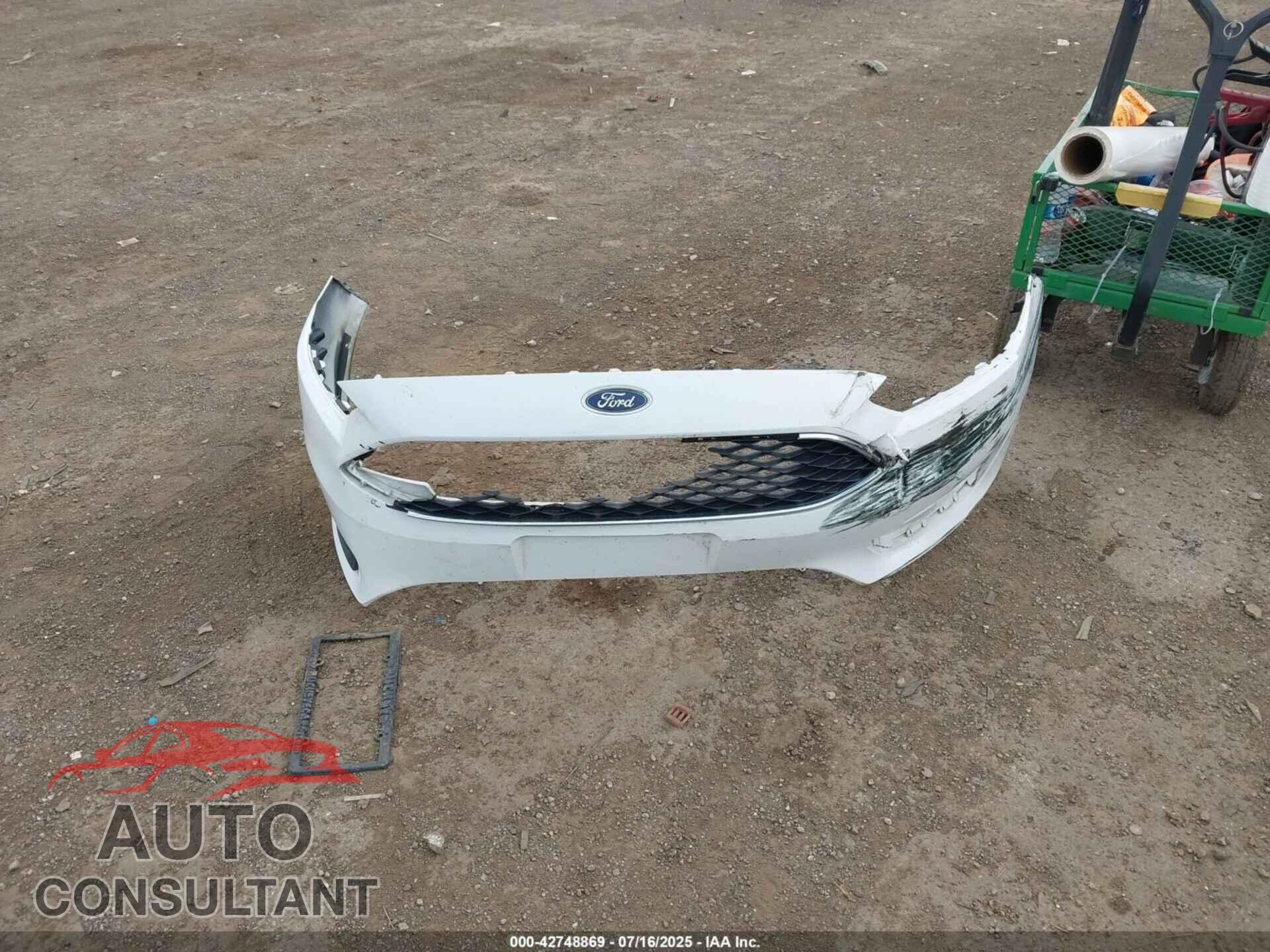FORD FOCUS 2016 - 1FADP3E22GL336112