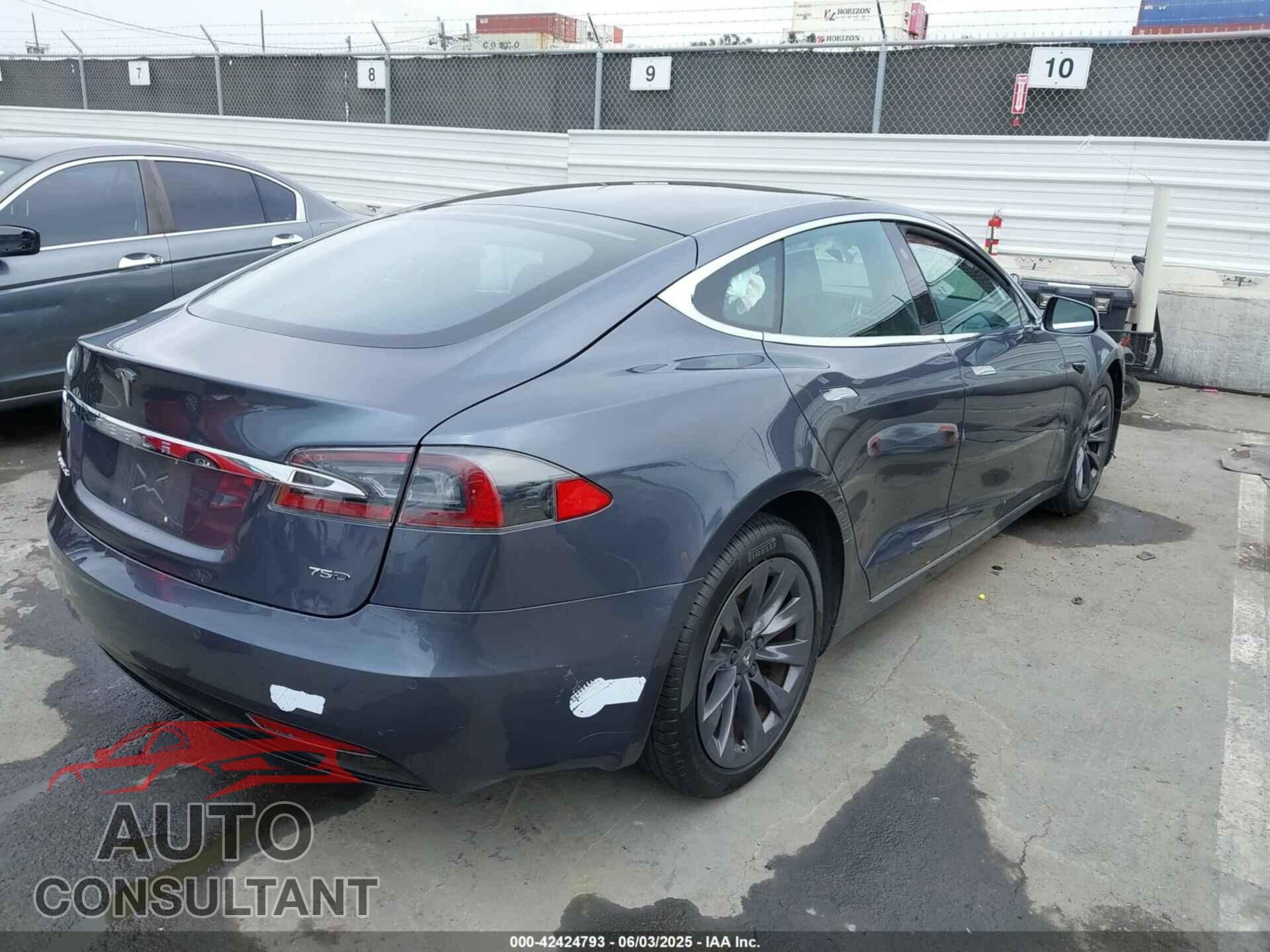 TESLA MODEL S 2017 - 5YJSA1E20HF228681