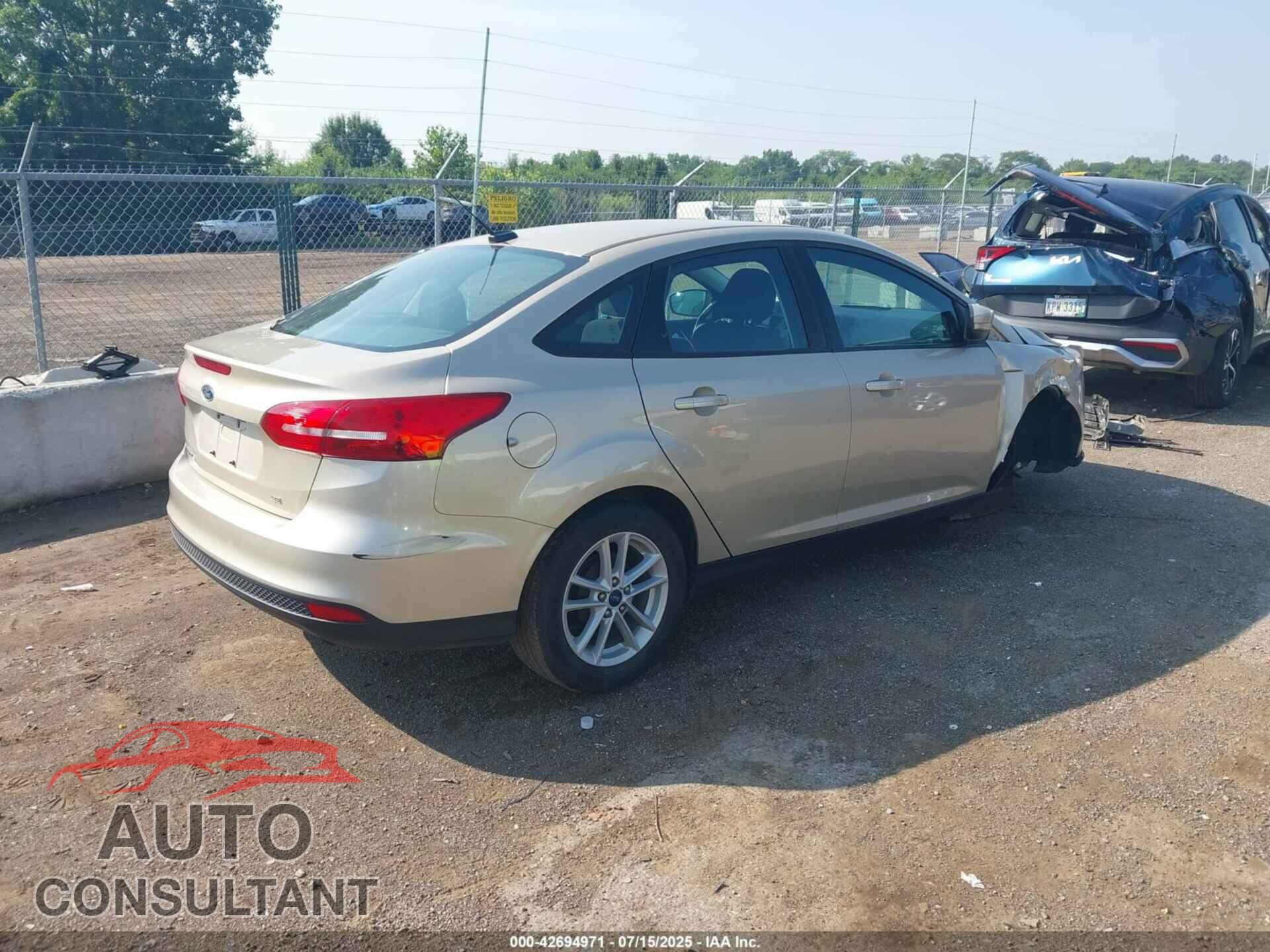 FORD FOCUS 2017 - 1FADP3F29HL340044