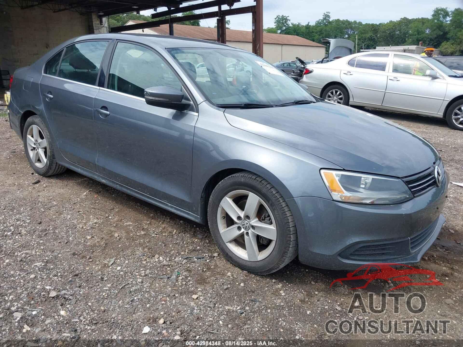 VOLKSWAGEN JETTA 2014 - 3VWLL7AJ9EM369736