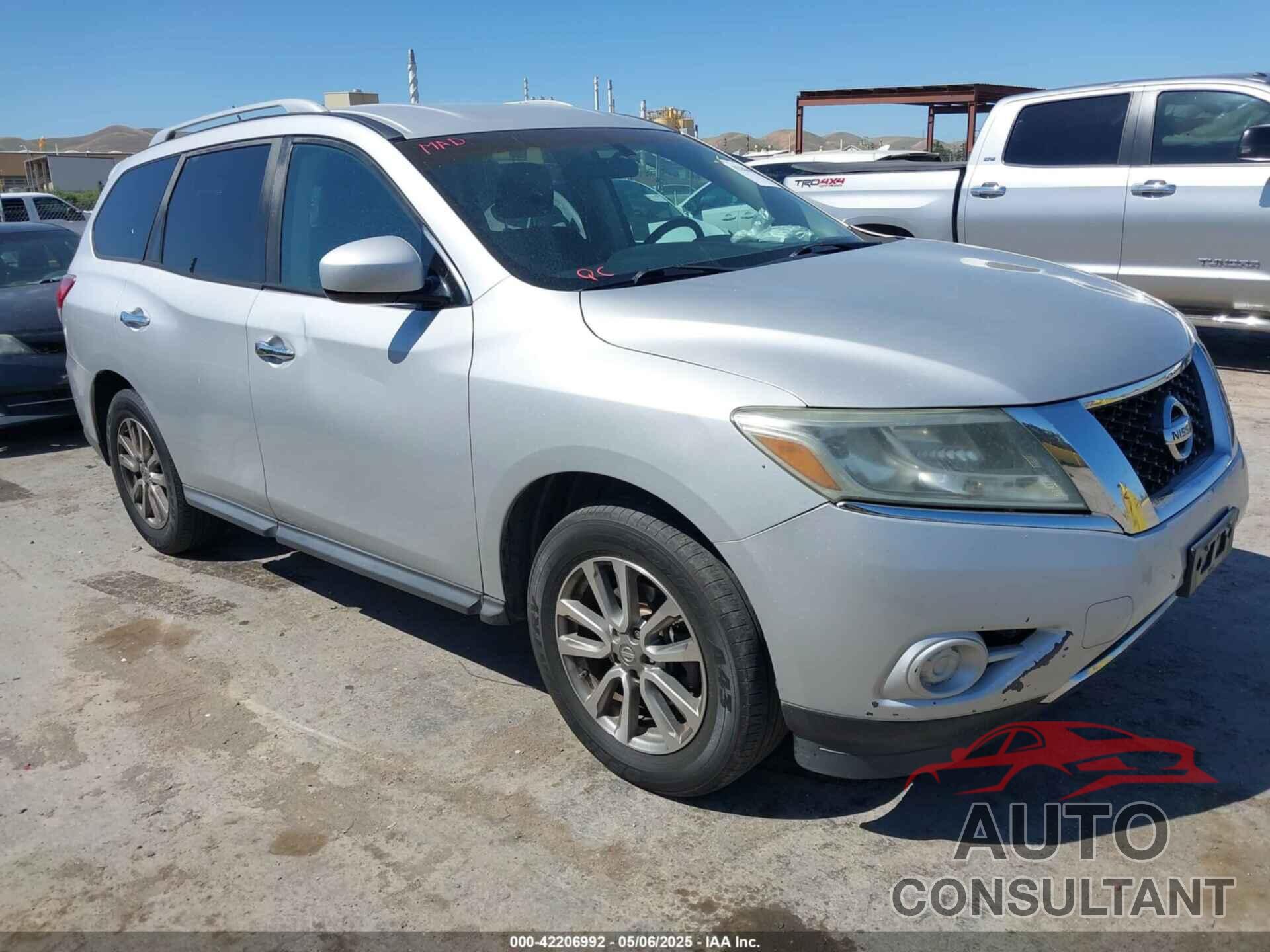 NISSAN PATHFINDER 2013 - 5N1AR2MN3DC618506