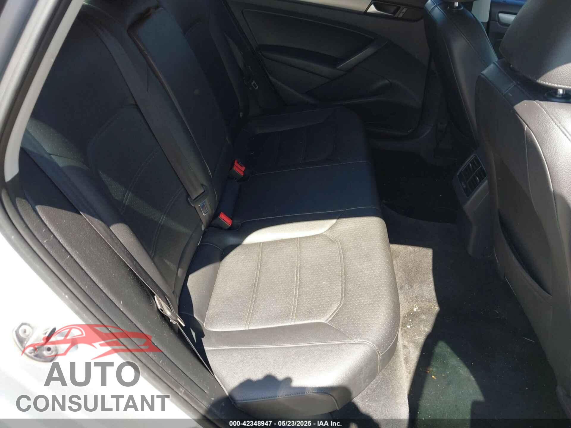 VOLKSWAGEN PASSAT 2014 - 1VWBN7A3XEC001459