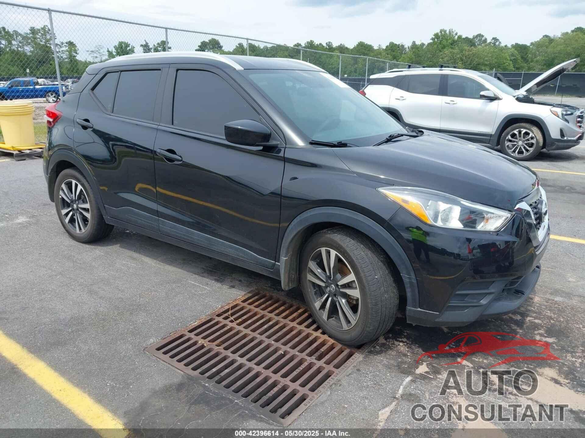NISSAN KICKS 2019 - 3N1CP5CU7KL517809