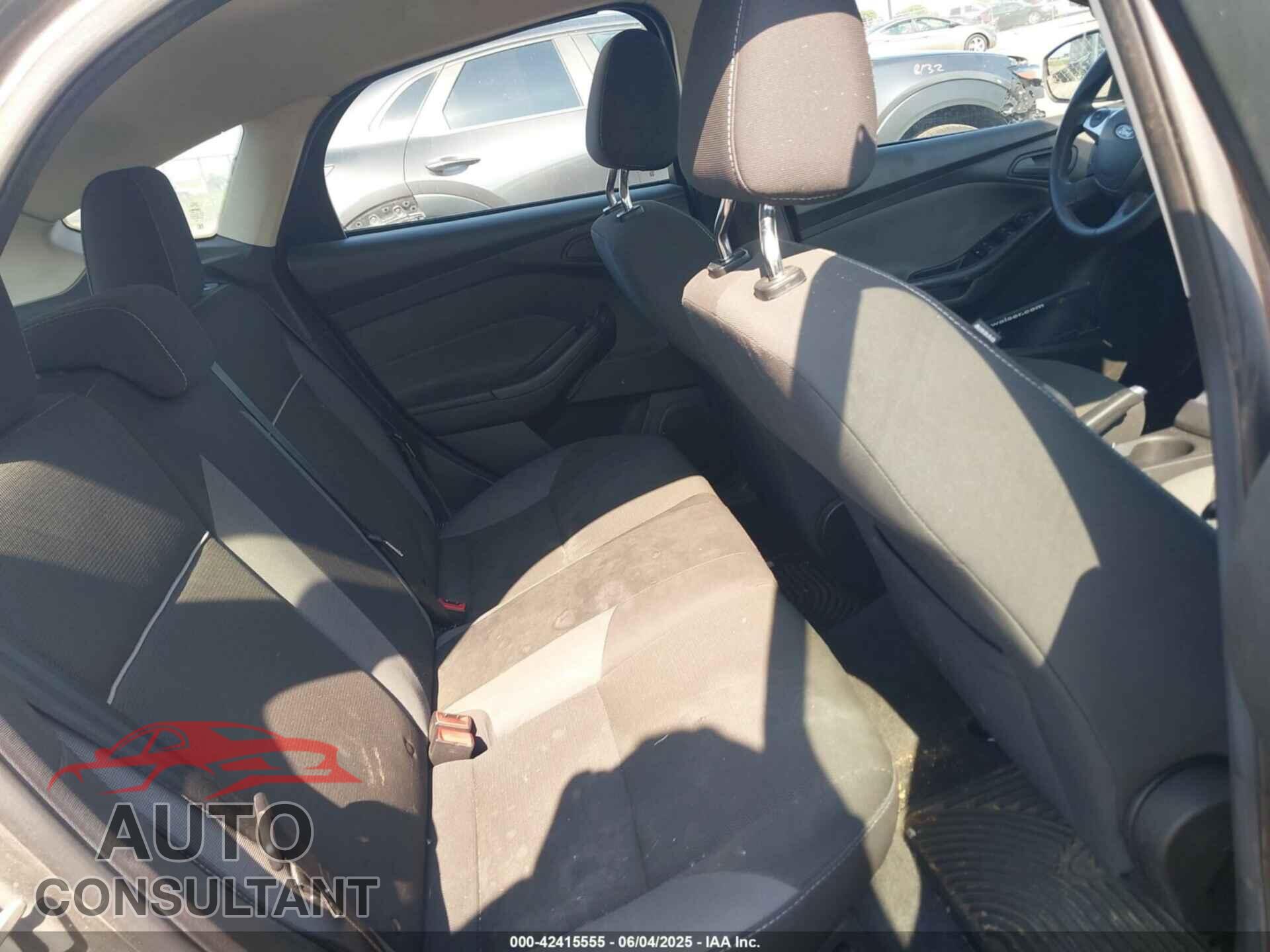 FORD FOCUS 2012 - 1FAHP3K21CL347716