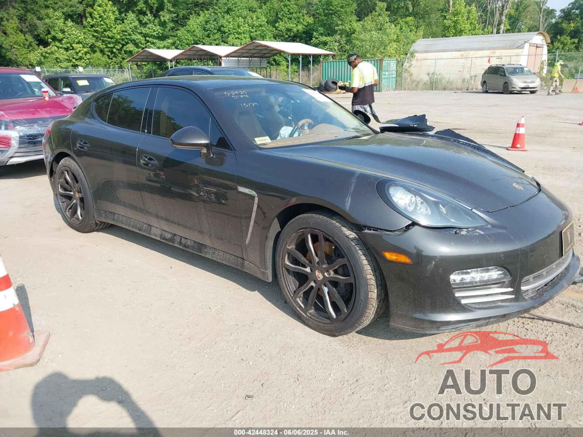 PORSCHE PANAMERA 2013 - WP0AA2A7XDL015800