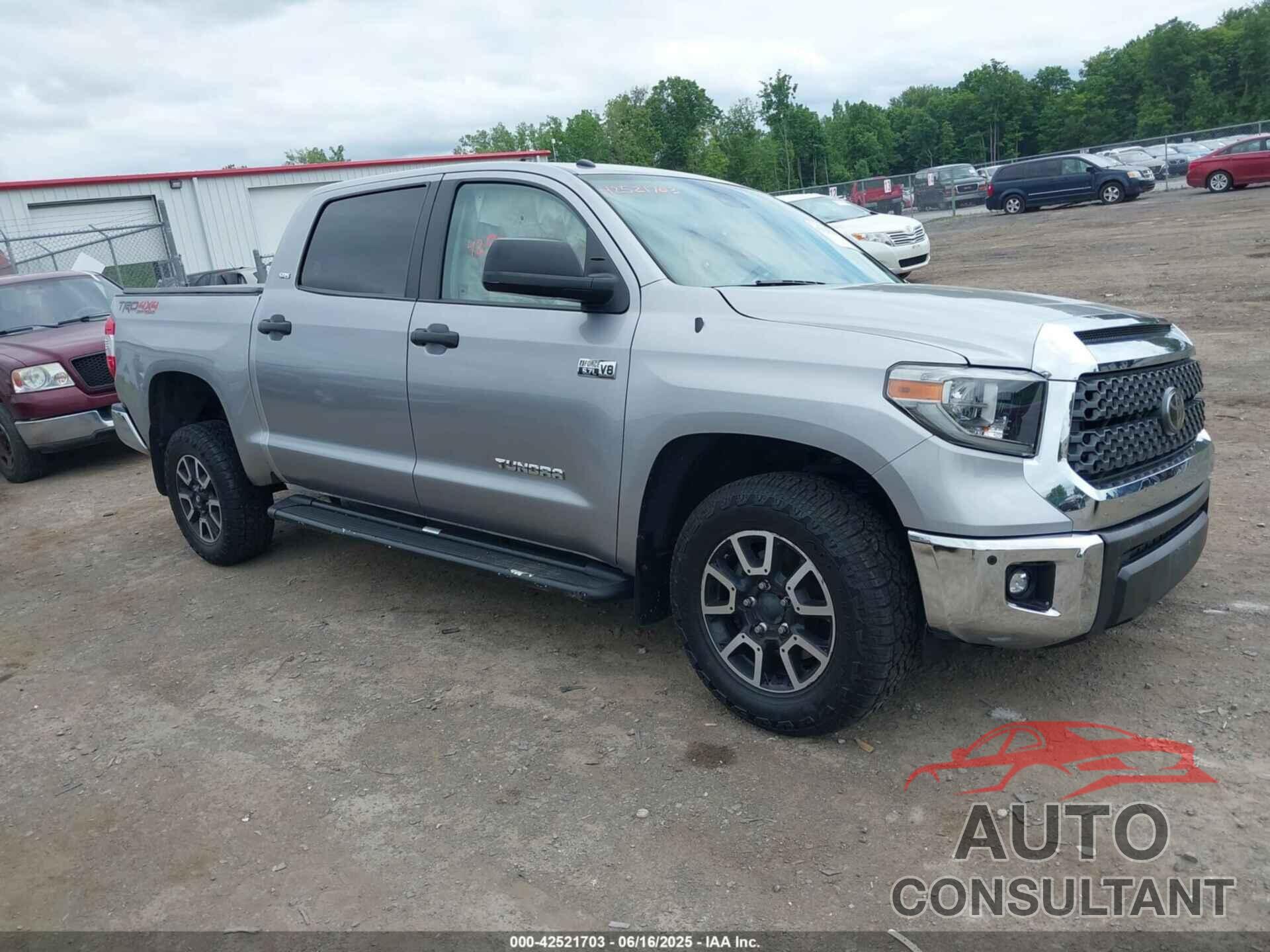 TOYOTA TUNDRA 2018 - 5TFDY5F18JX758992