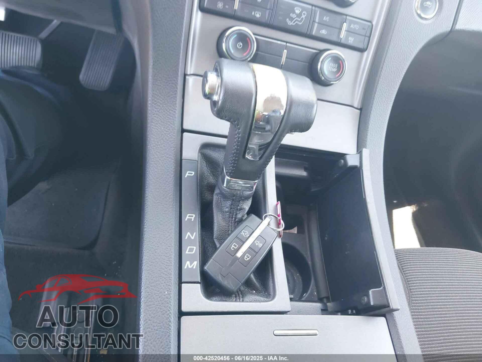FORD TAURUS 2012 - 1FAHP2EW2CG123985