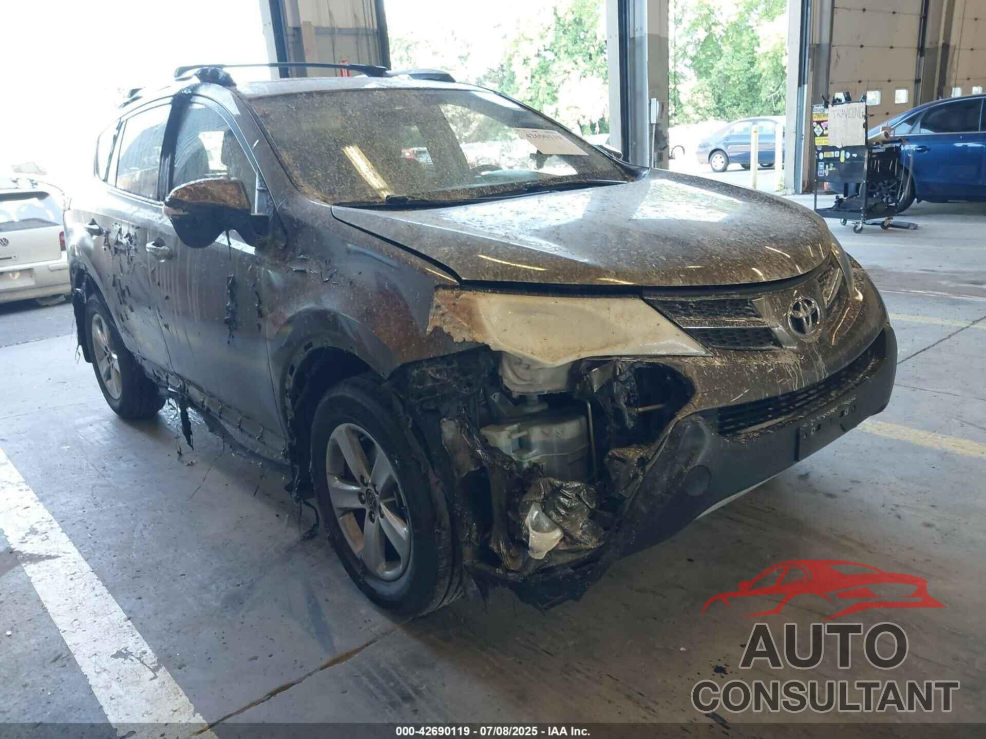 TOYOTA RAV4 2015 - JTMRFREV1FD131857