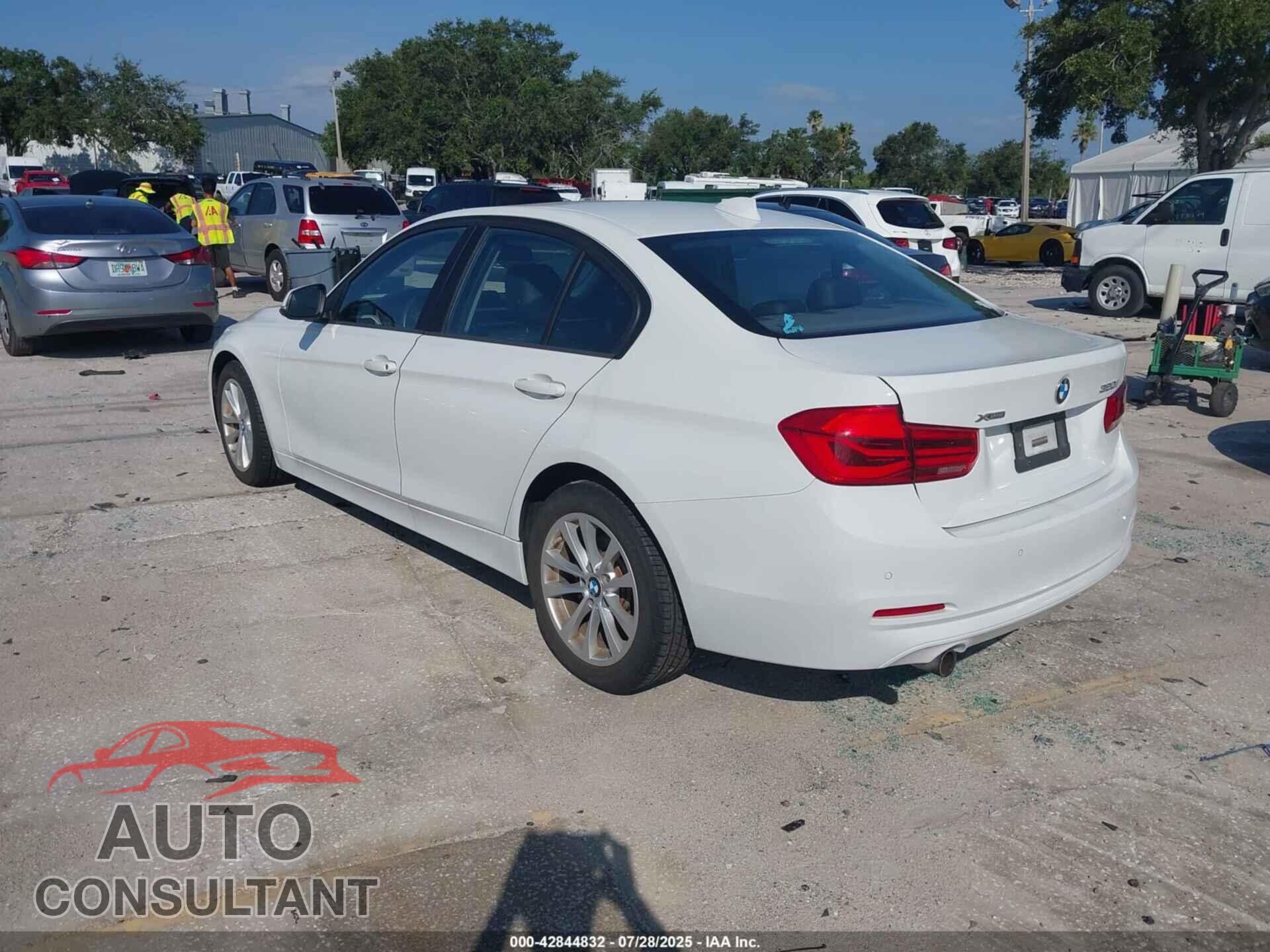 BMW 320I 2016 - WBA8E5G5XGNU20281