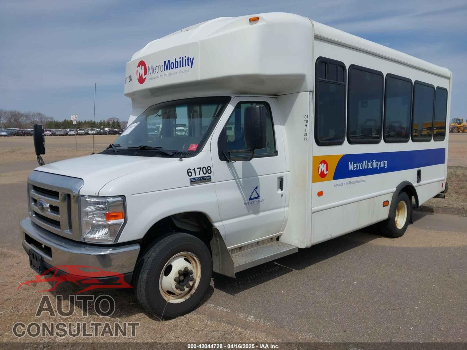 FORD E-450 CUTAWAY 2019 - 1FDFE4FS6KDC32055
