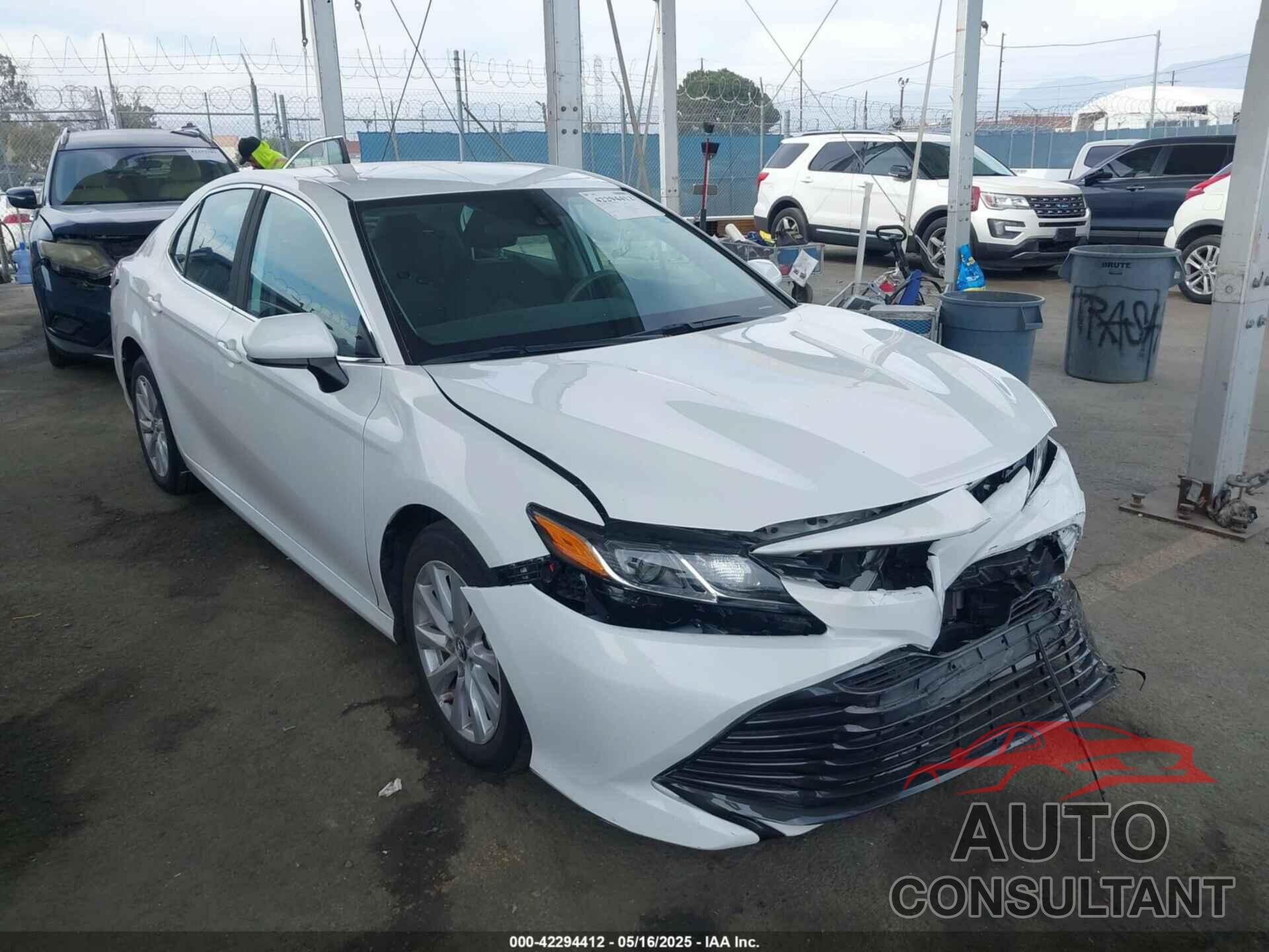 TOYOTA CAMRY 2020 - 4T1C11AK7LU319906