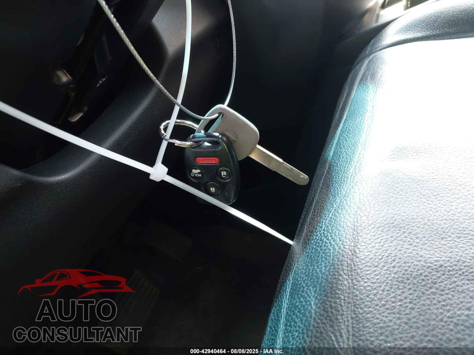 HONDA PILOT 2013 - 5FNYF4H57DB083331