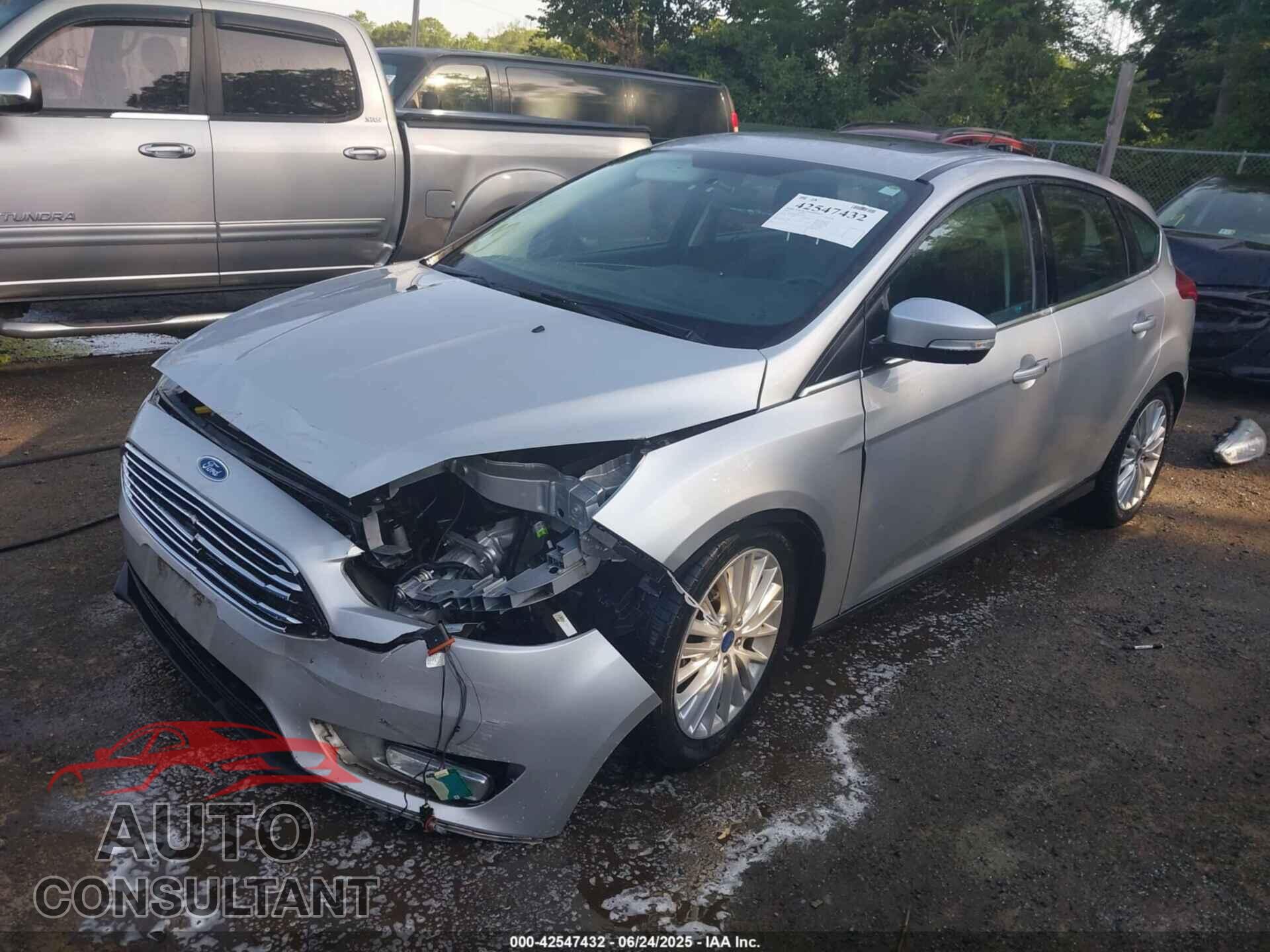 FORD FOCUS 2016 - 1FADP3N25GL250227