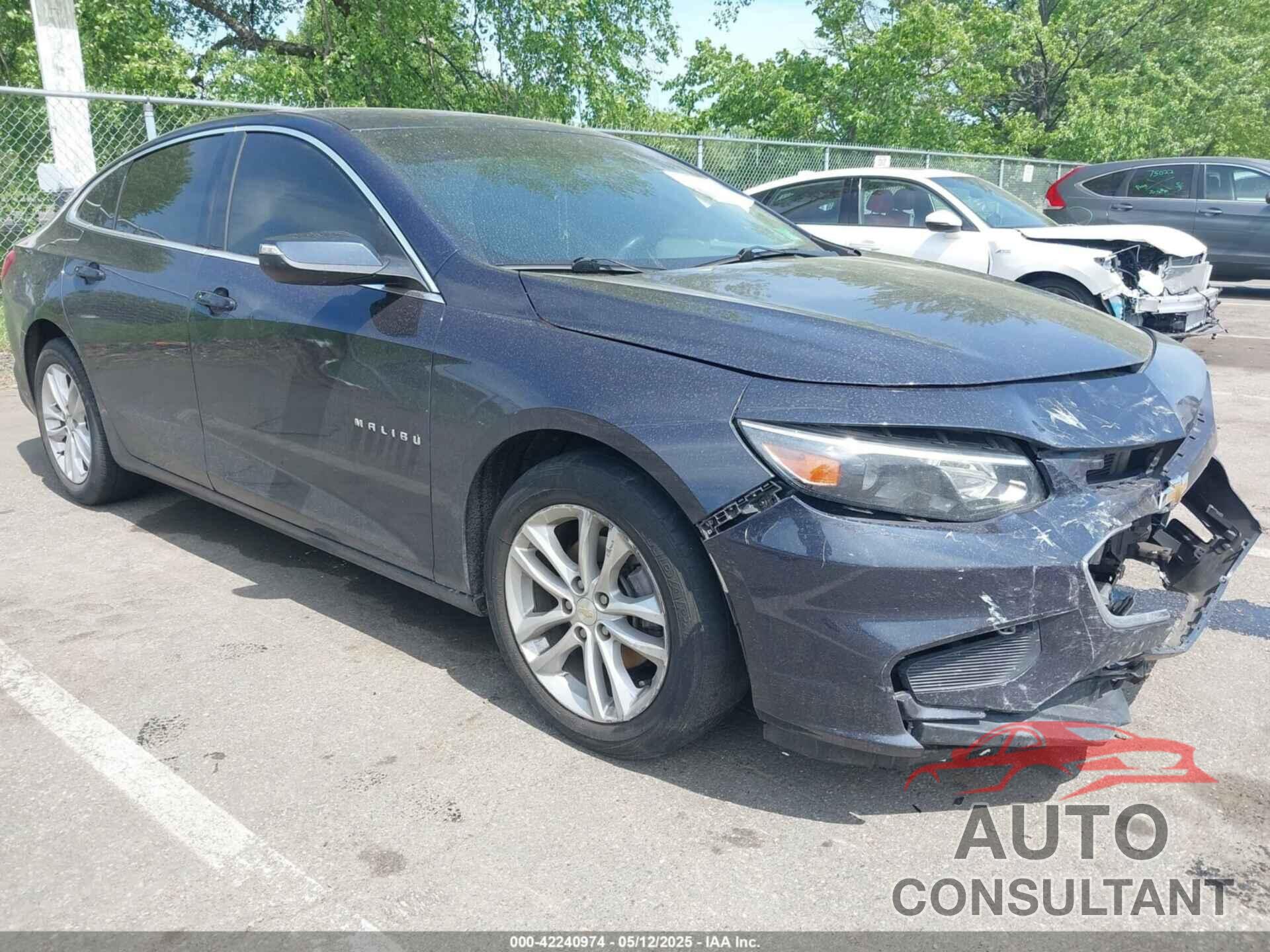 CHEVROLET MALIBU 2018 - 1G1ZD5ST0JF126236