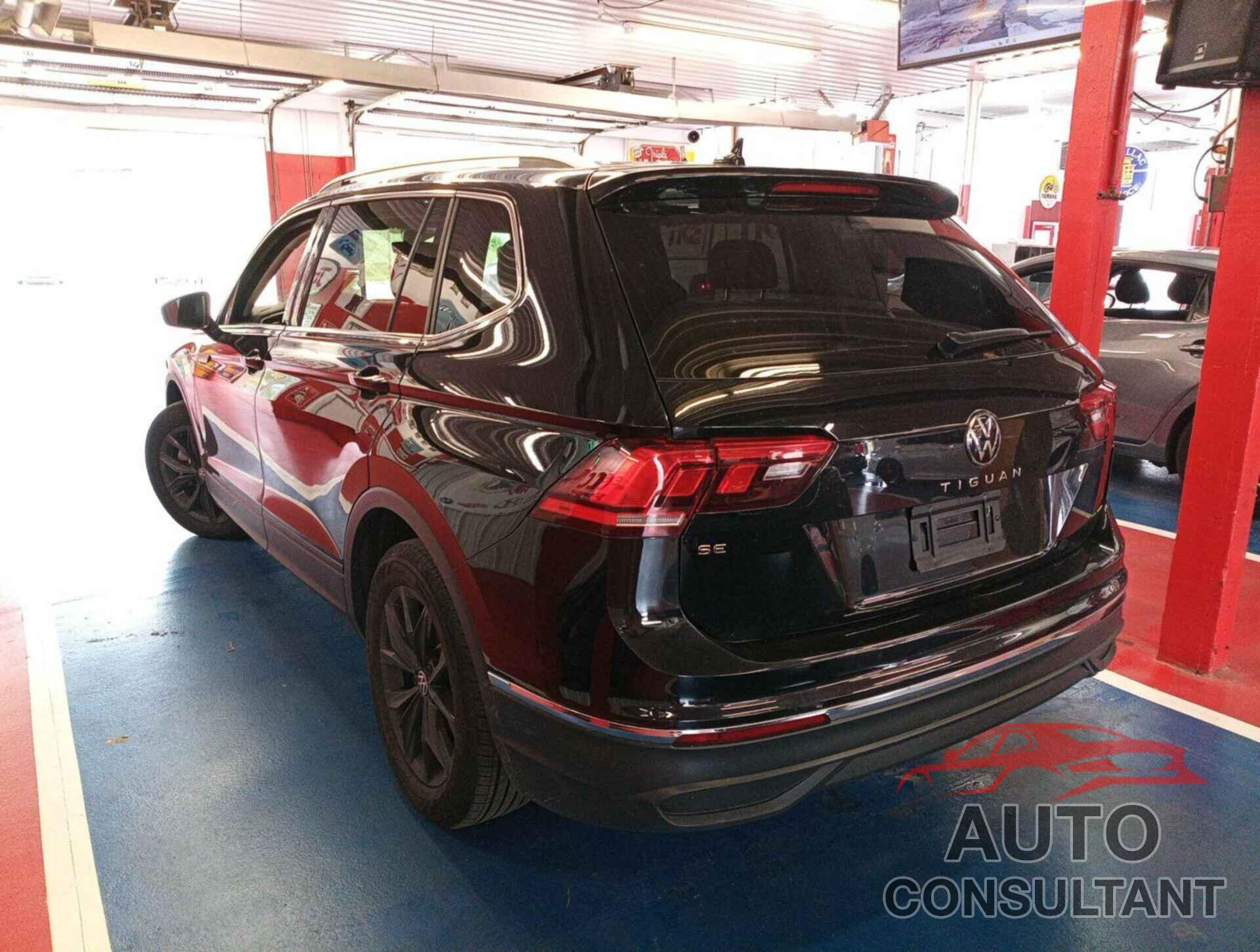VOLKSWAGEN TIGUAN 2024 - 3VV3B7AX4RM076330