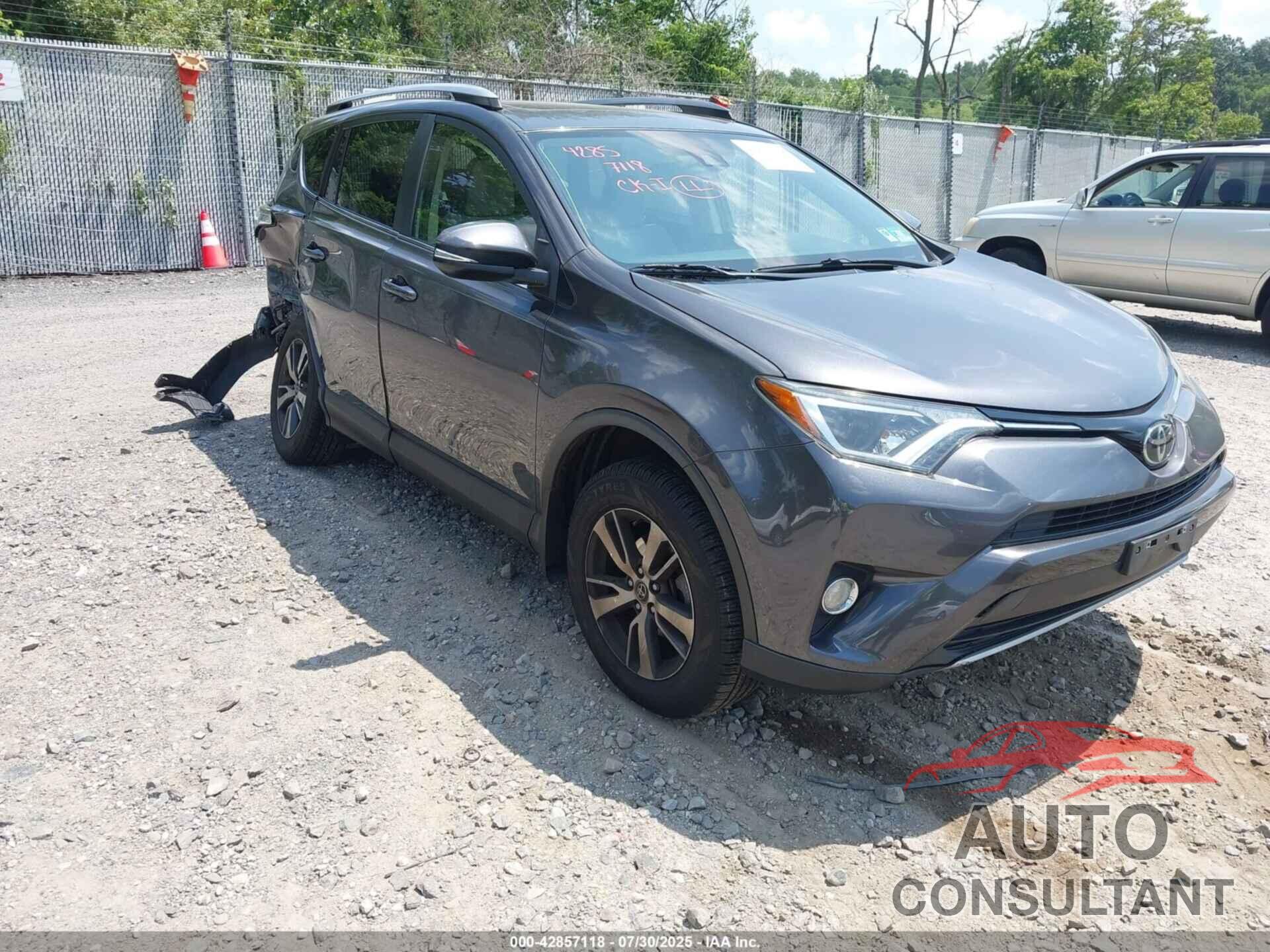 TOYOTA RAV4 2018 - JTMRFREV8JJ235515