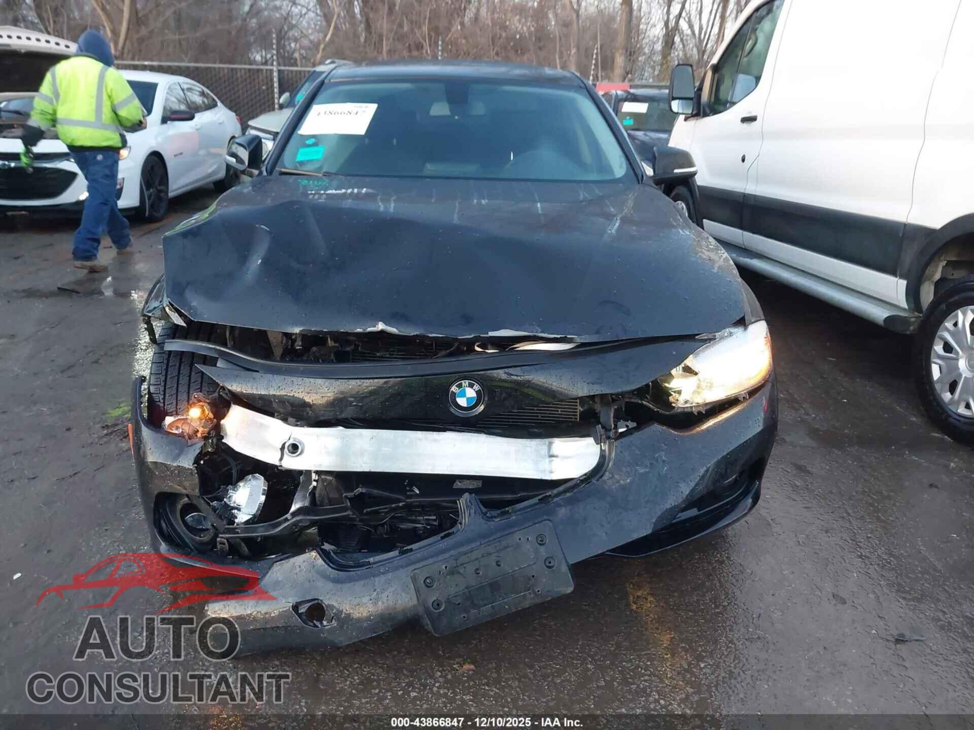 BMW 320I 2016 - WBA8E5G5XGNU21429