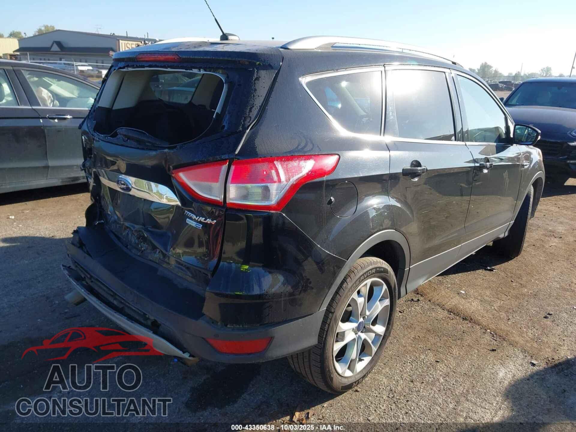 FORD ESCAPE 2016 - 1FMCU9JX6GUC17455