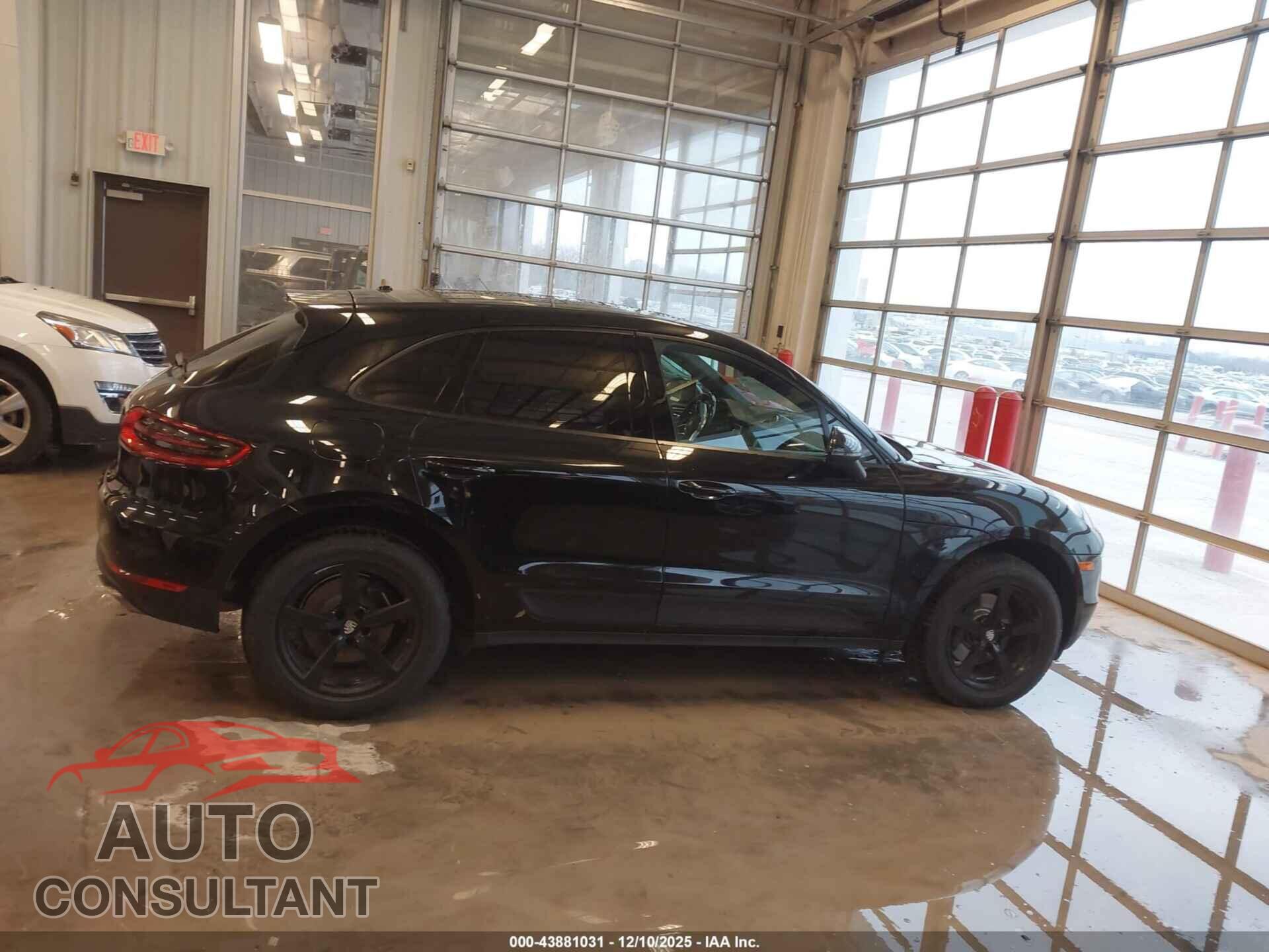 PORSCHE MACAN 2017 - WP1AA2A57HLB03500