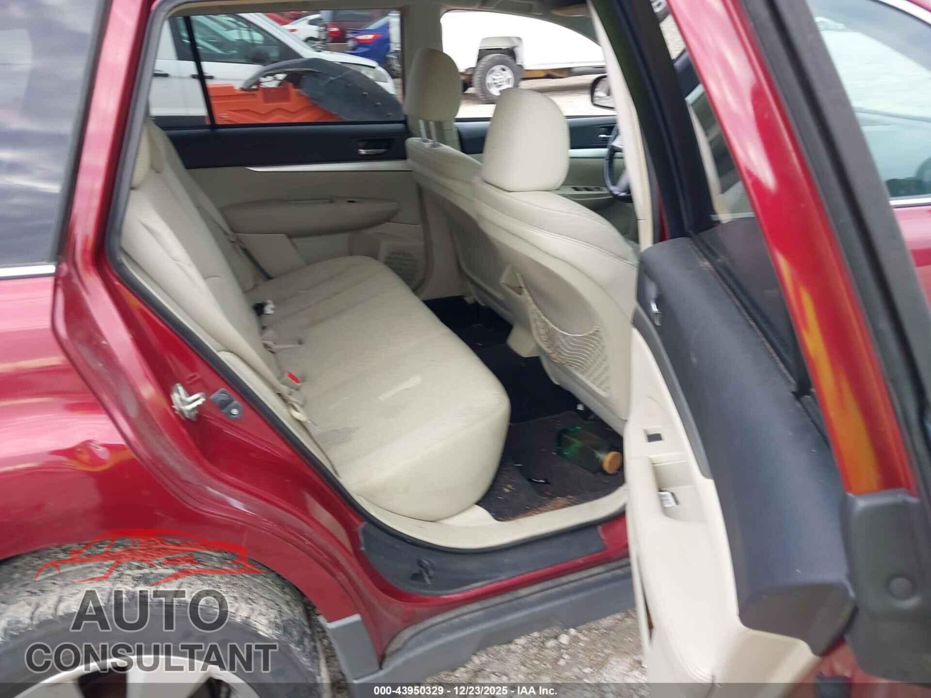 SUBARU OUTBACK 2011 - 4S4BRBCC4B3330771
