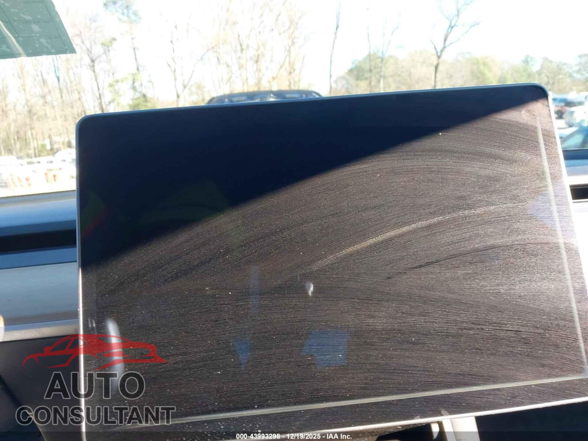 TESLA MODEL 3 2018 - 5YJ3E1EB9JF054737