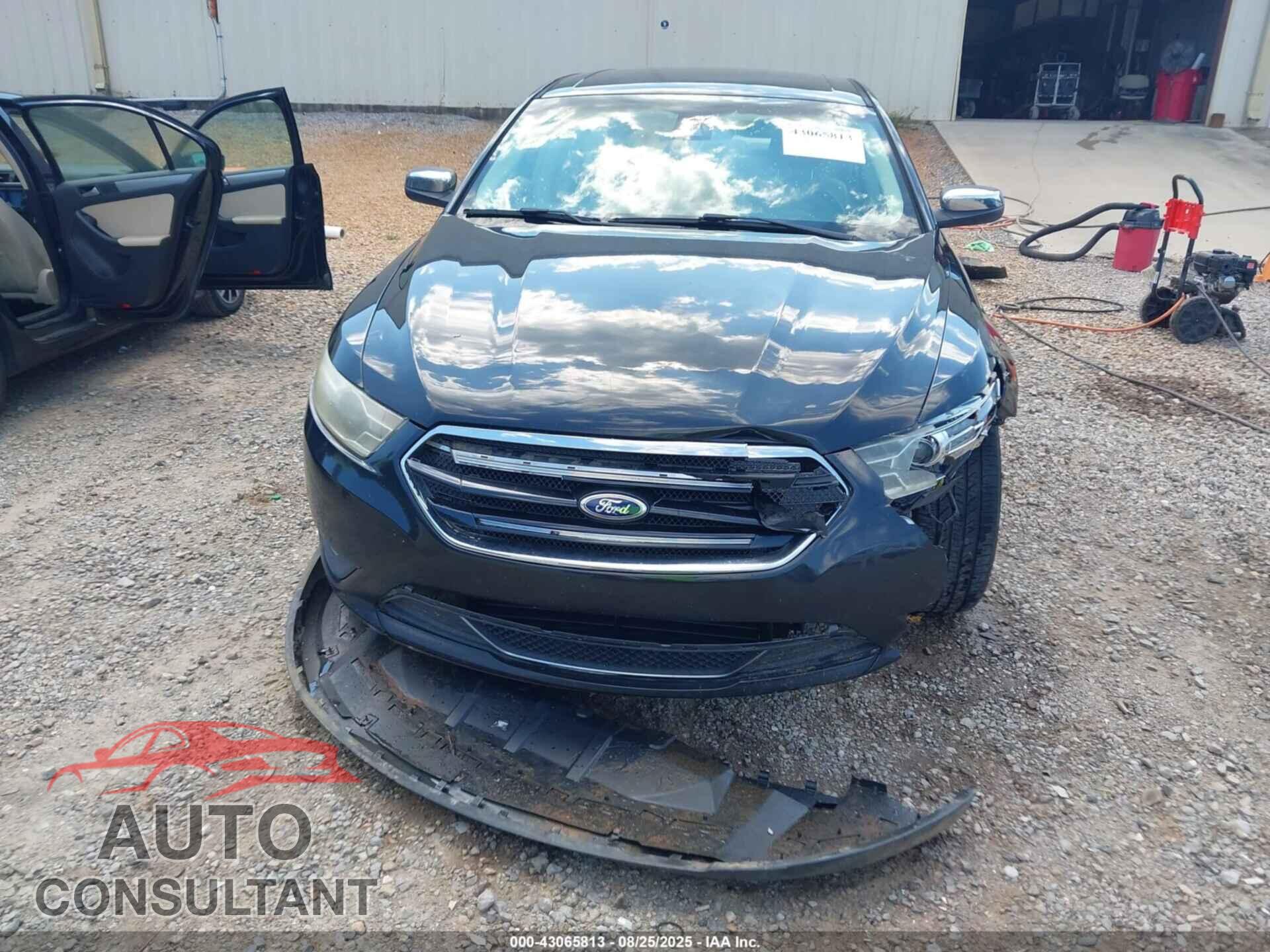FORD TAURUS 2014 - 1FAHP2F84EG125157