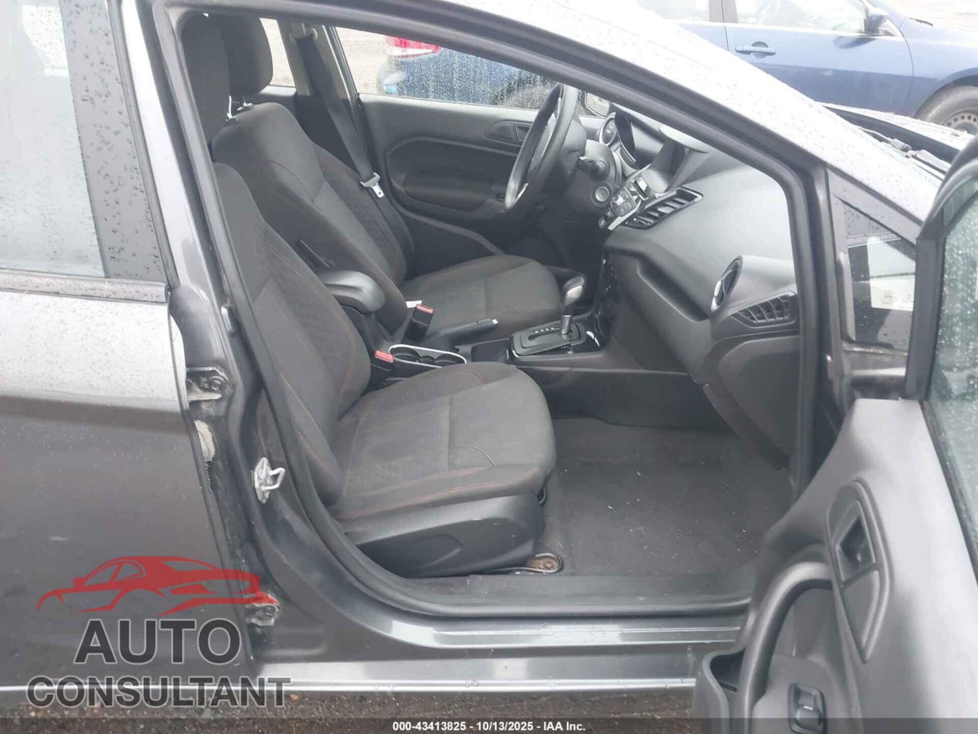 FORD FIESTA 2017 - 3FADP4EJ0HM123902
