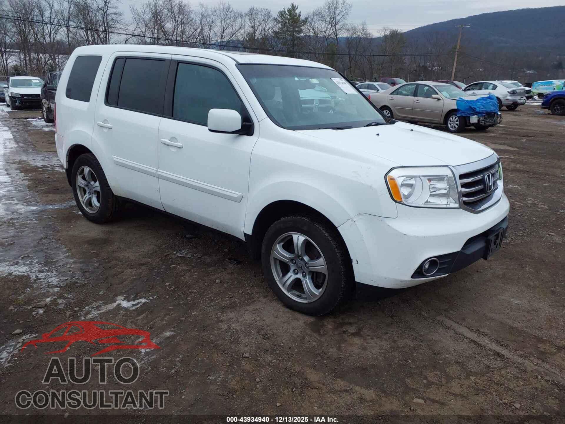 HONDA PILOT 2013 - 5FNYF4H54DB074019