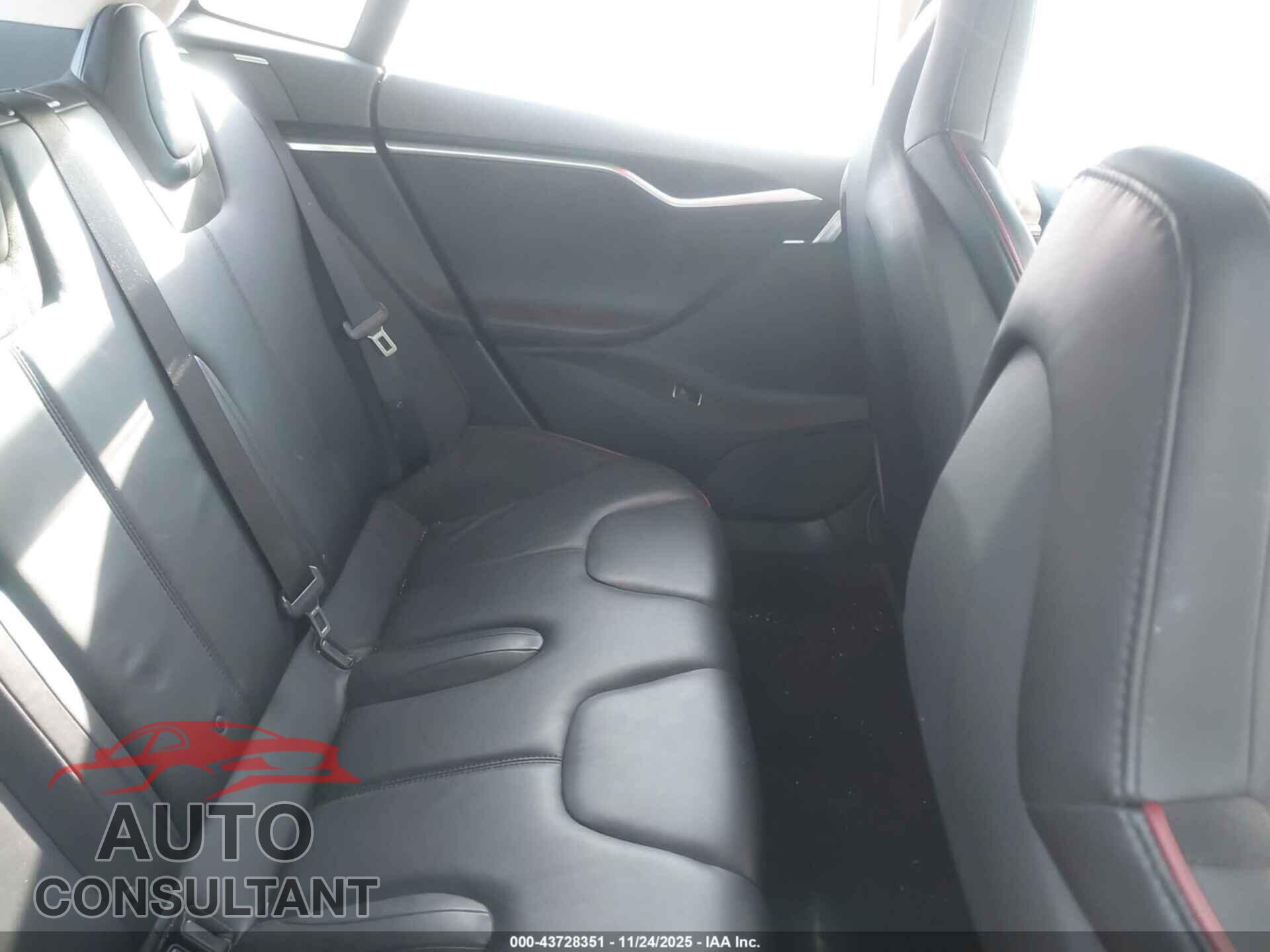 TESLA MODEL S 2013 - 5YJSA1DP4DFP10349