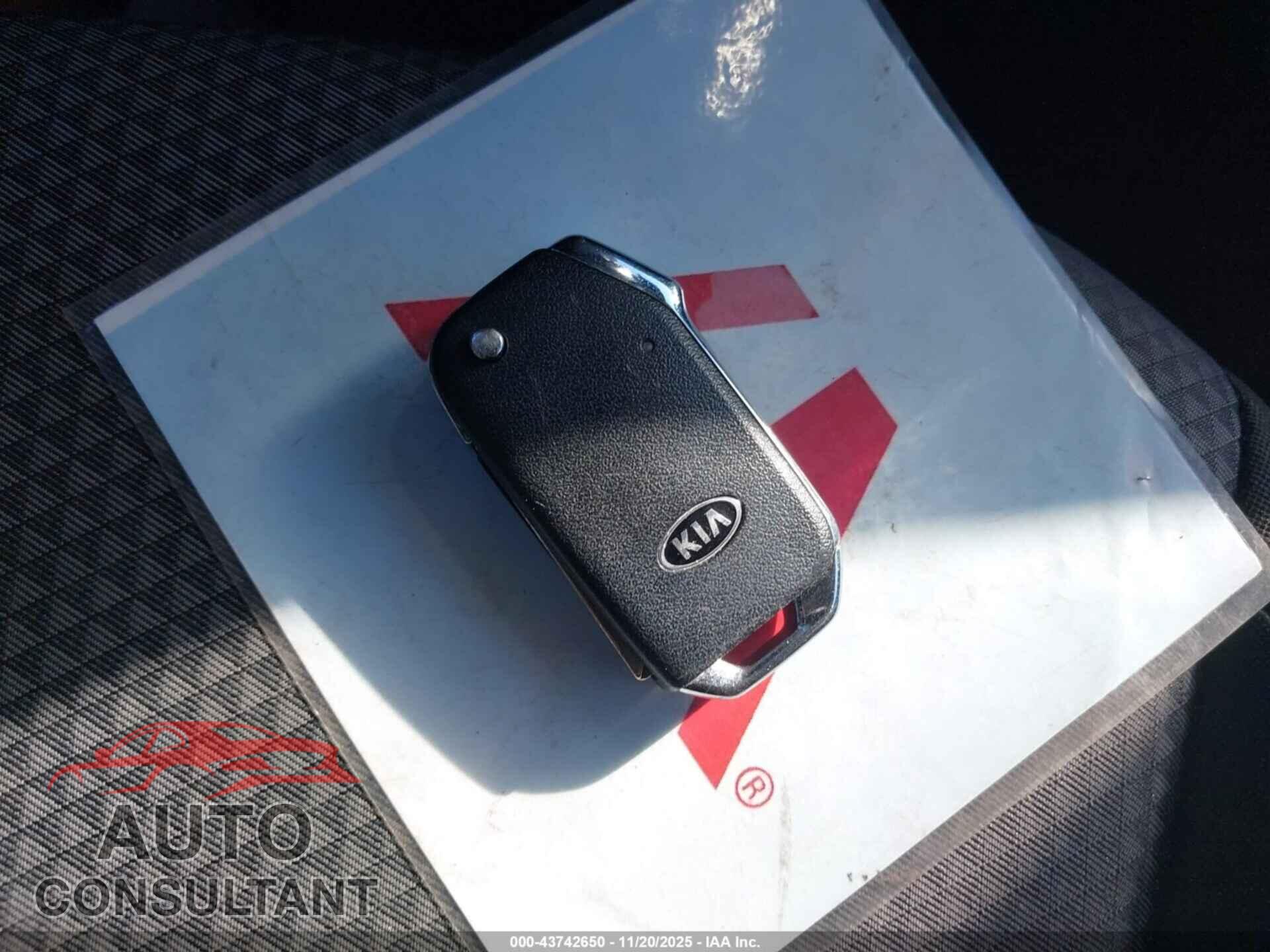 KIA SOUL 2022 - KNDJ23AU2N7821438