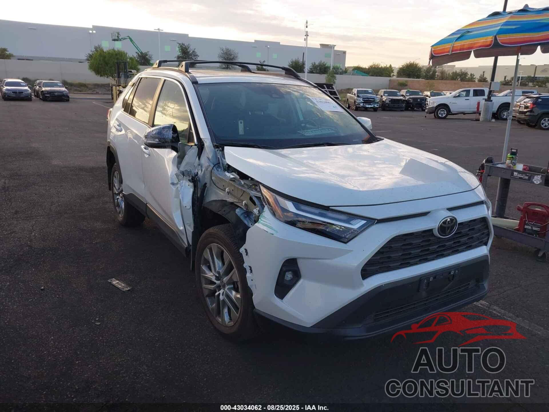 TOYOTA RAV4 2023 - 2T3C1RFV1PW287310